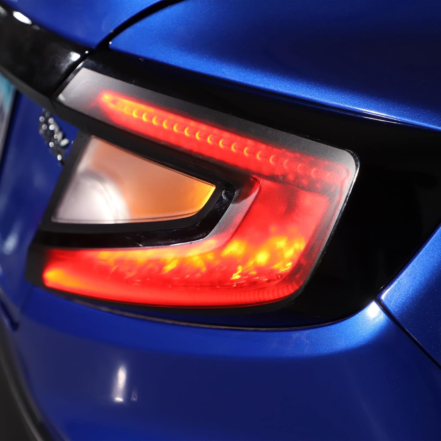 CHEAYAR Película de luz trasera precortada de tinte de humo compatible con Subaru WRX 2022 2023, calcomanía de película de tinte de luces traseras,