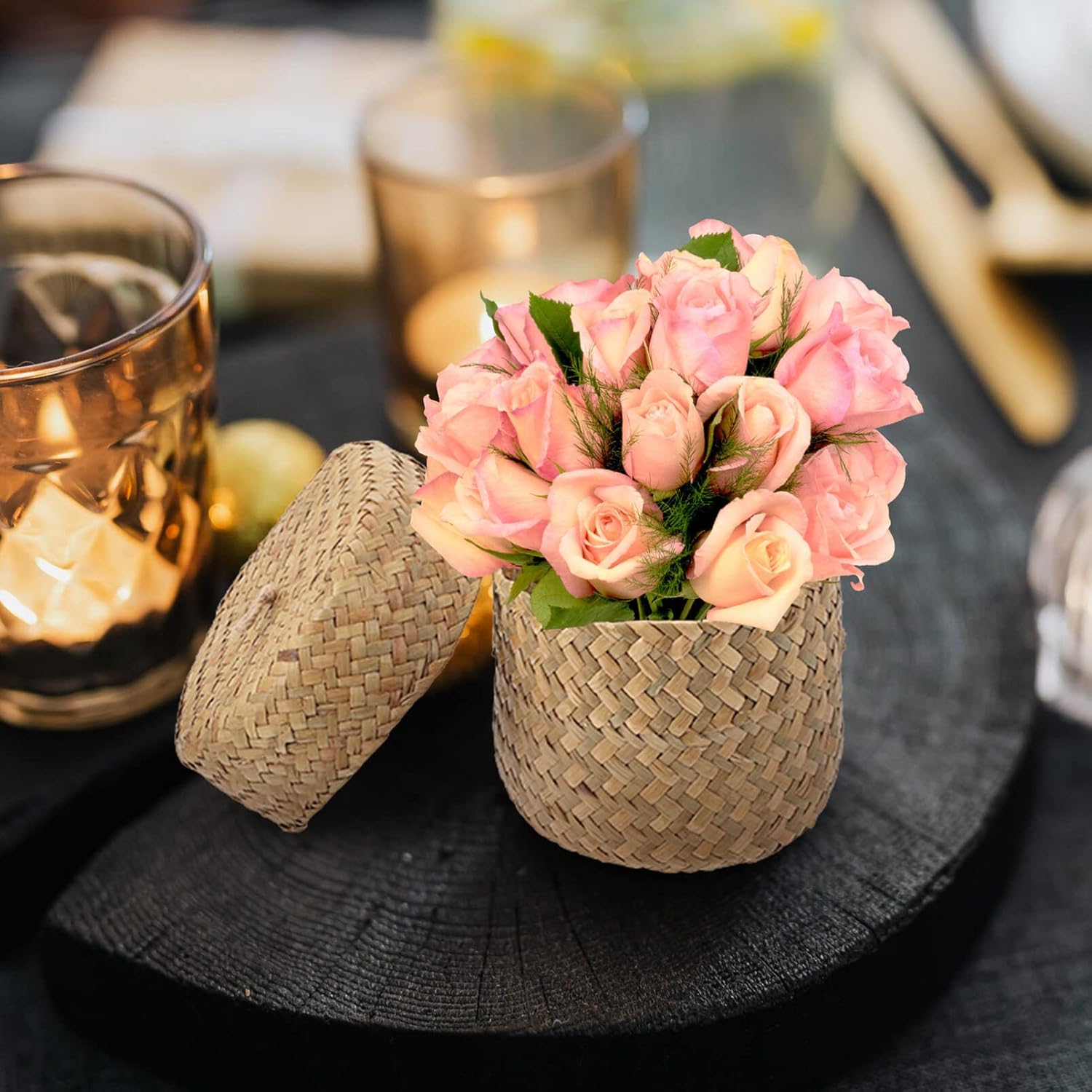 Zerodeko Cesta de pastos marinos con tapa, cesta de flores tejida a mano con tapa, cesta de mimbre para estantes, caja de almacenamiento pequeña,