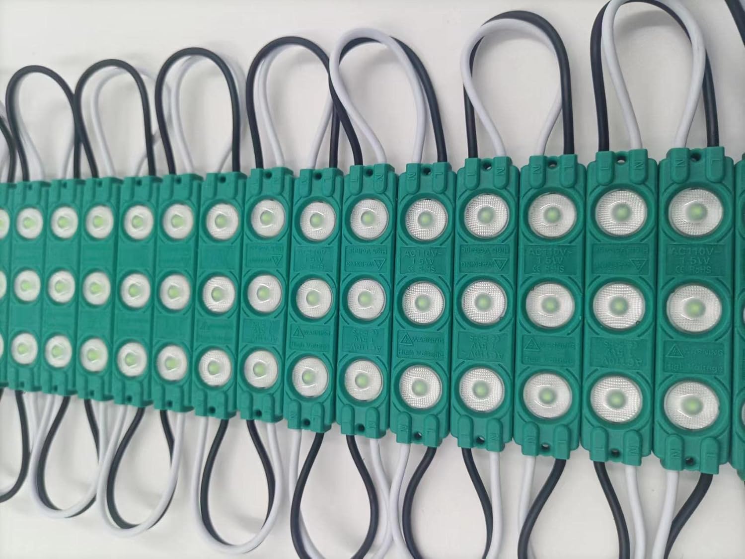 Módulo LED de CA 110V verde 1.5W para letreros publicitarios de caja de luz de letras con cinta adhesiva trasera (paquete de 200 unidades)