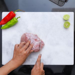 Tabla de cortar de mármol de alta calidad para cocina, losa de mármol versátil, tabla de pastelería y mucho más. Mejora tu experiencia culinaria con Tabla de cortar de mármol de alta calidad para cocina, losa de mármol versátil, tabla de pastelería y mucho más. Mejora tu experiencia culinaria con