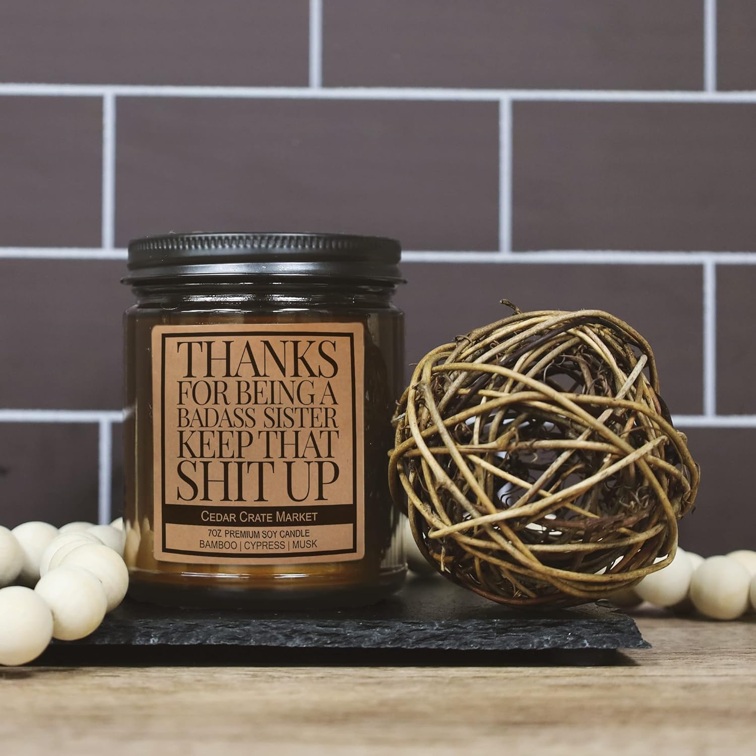 Cedar Crate Market – Thank for Being A Badass Sister – Hermana mayor, regalo de cumpleaños para hermana pequeña de hermana, divertido regalo de vela