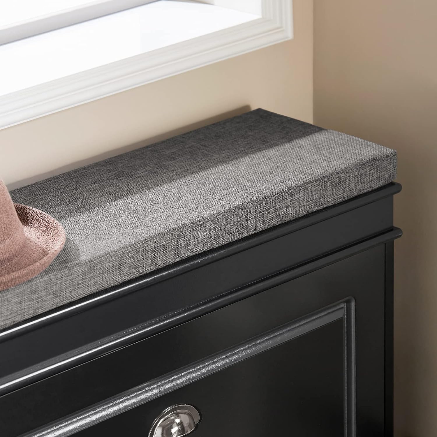 Haotian FSR82-L-SCH, zapatero de pasillo negro con cajón abatible y cojín de asiento