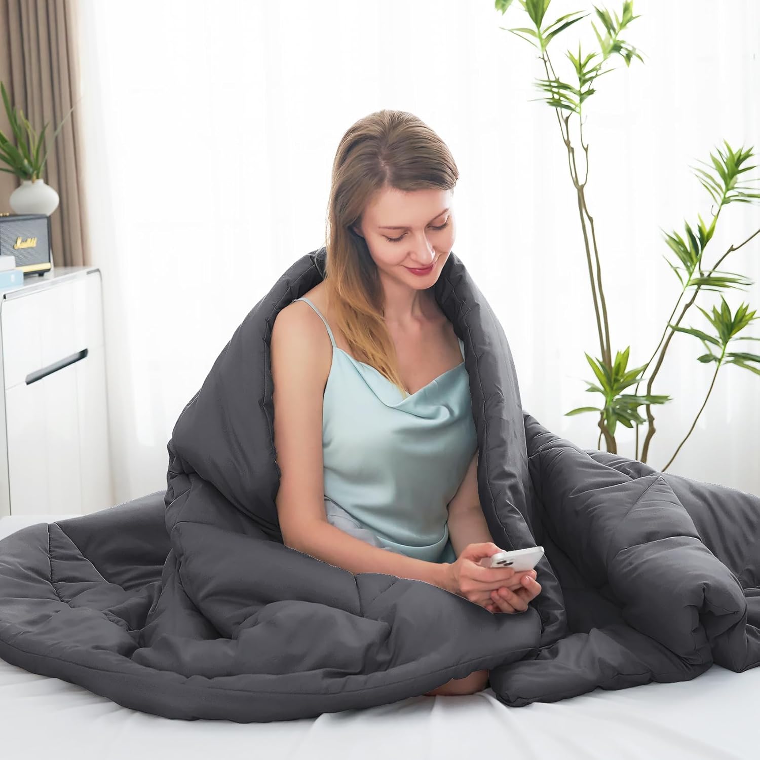 JOLLYVOGUE Juego de edredón tamaño King gris oscuro, juego de cama reversible en una bolsa para todas las estaciones, juego de cama de 3 piezas con