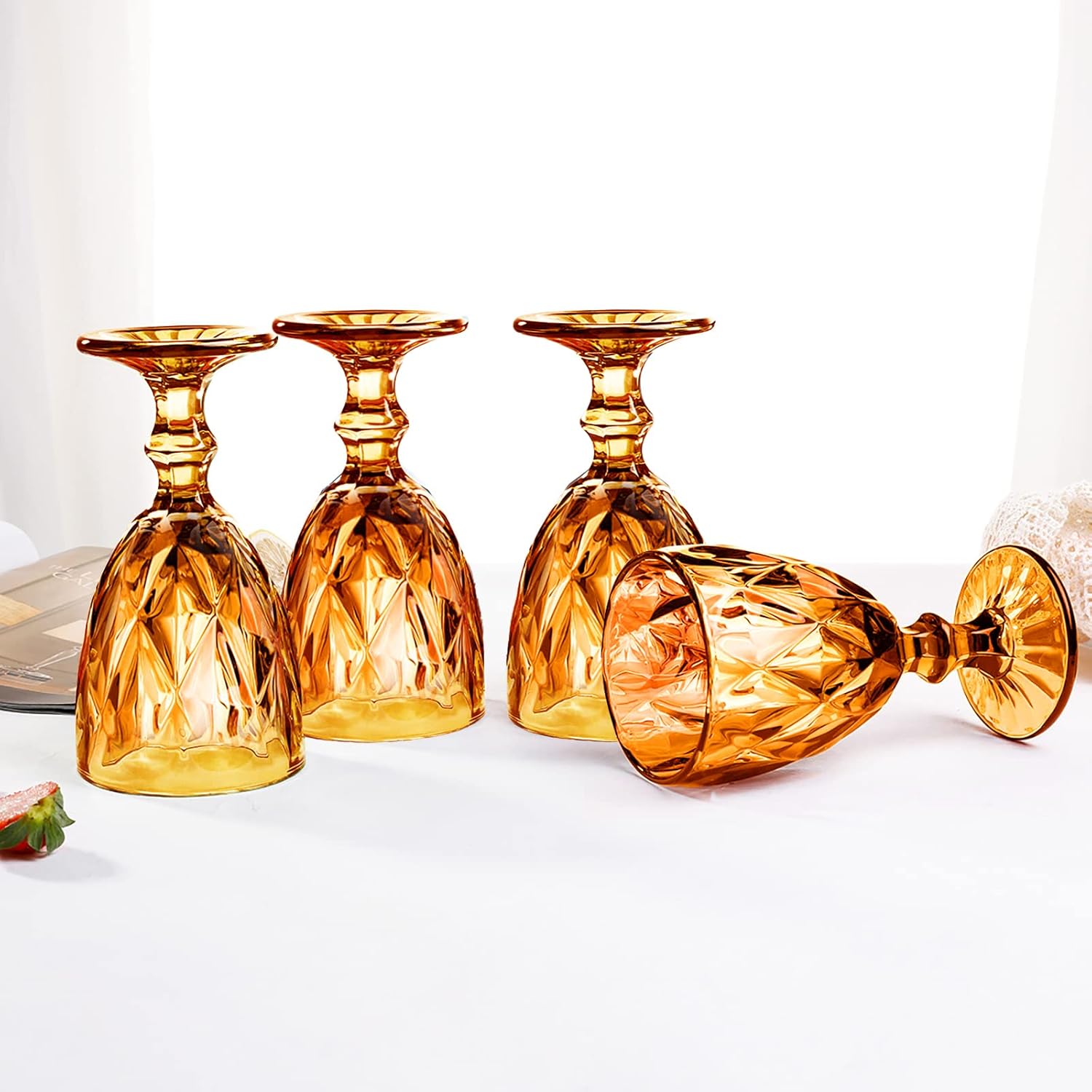 Juego de 4 copas de vino vintage, copas de agua reutilizables de plástico de 12 onzas, copas de vino de tallo irrompibles con patrón único en