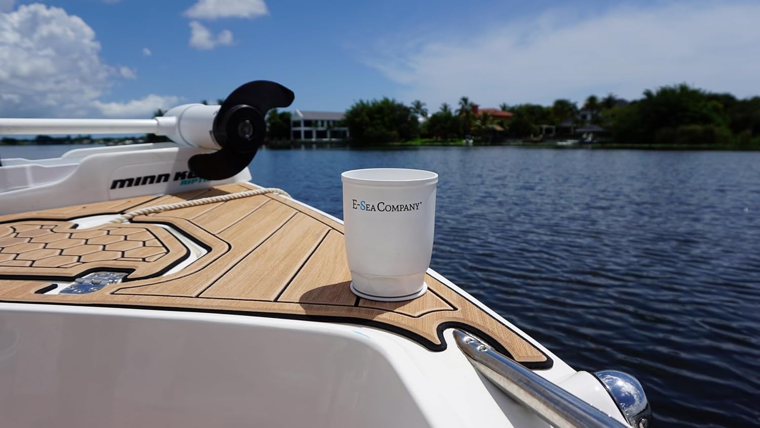 E-Sea Cup Original-(Blanco). Soporte para tazas montado con succión resistente. Perfecto para barcos, tablas de remo y mucho más