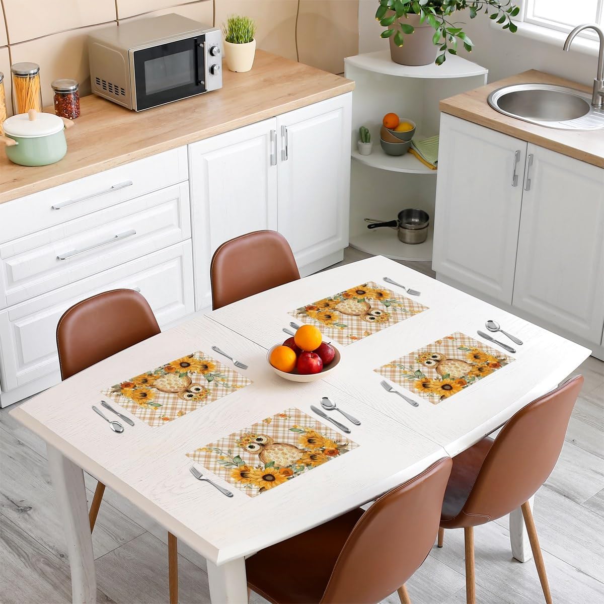Juego de 4 manteles individuales de acuarela con diseño de búho para cocina, estilo granja, diseño botánico de girasoles y hojas, resistentes al