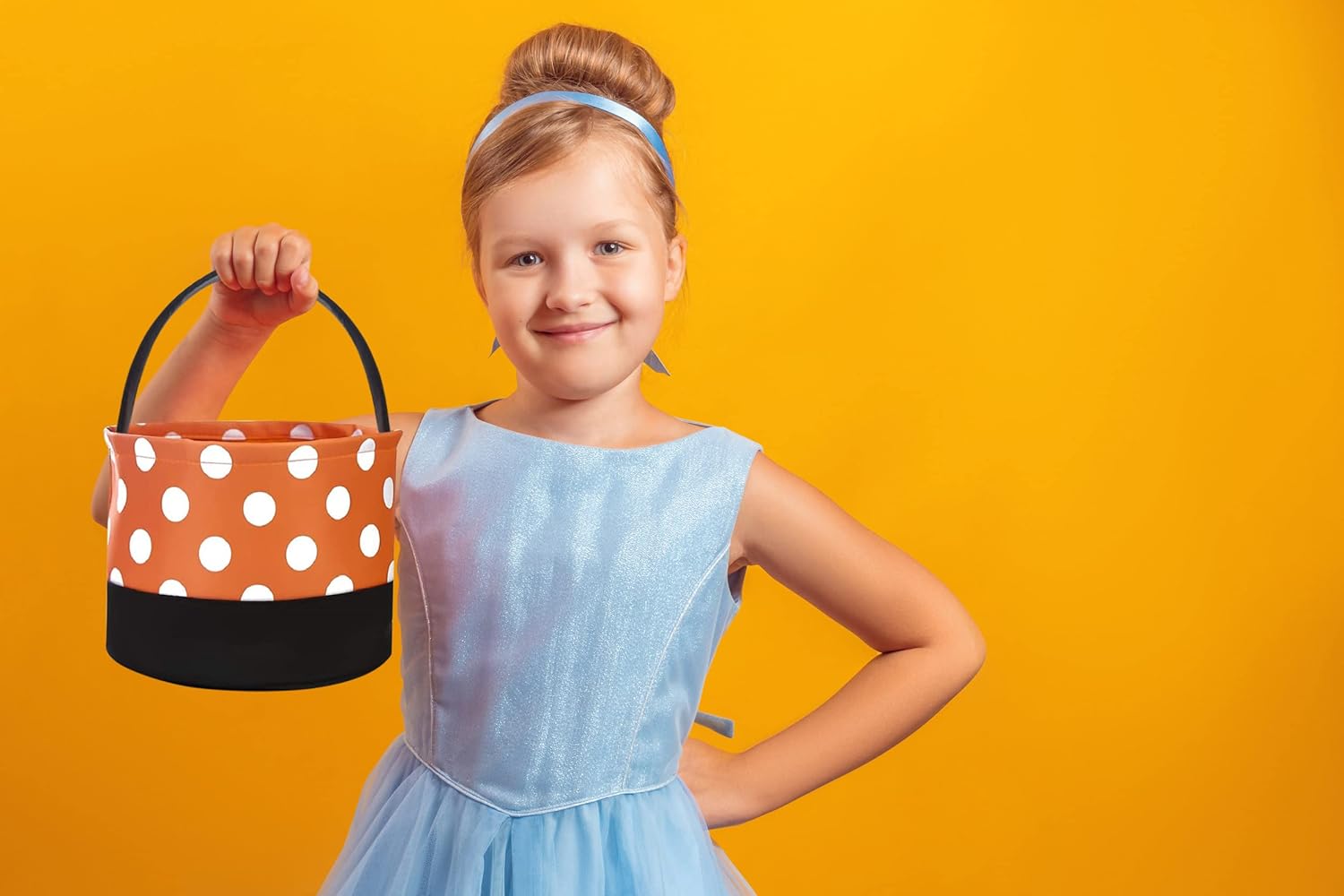 Jolly Jon Bolsas de Halloween para pedir dulces  Bolsa de cubo de dulces para niños  Naranja Negro Blanco Lunares  Cesta 6.75 pulgadas de alto x 9
