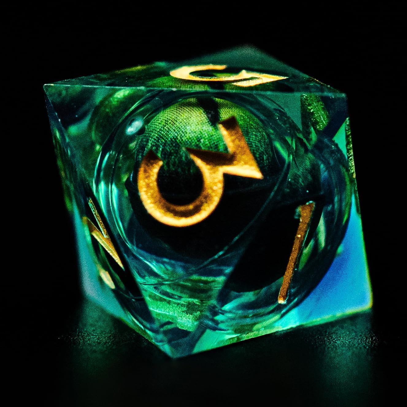 Dados DND de núcleo líquido, un juego completo de dados líquidos D&D con bolsa de terciopelo para juego de mazmorras y dragones (líquido de ojo de