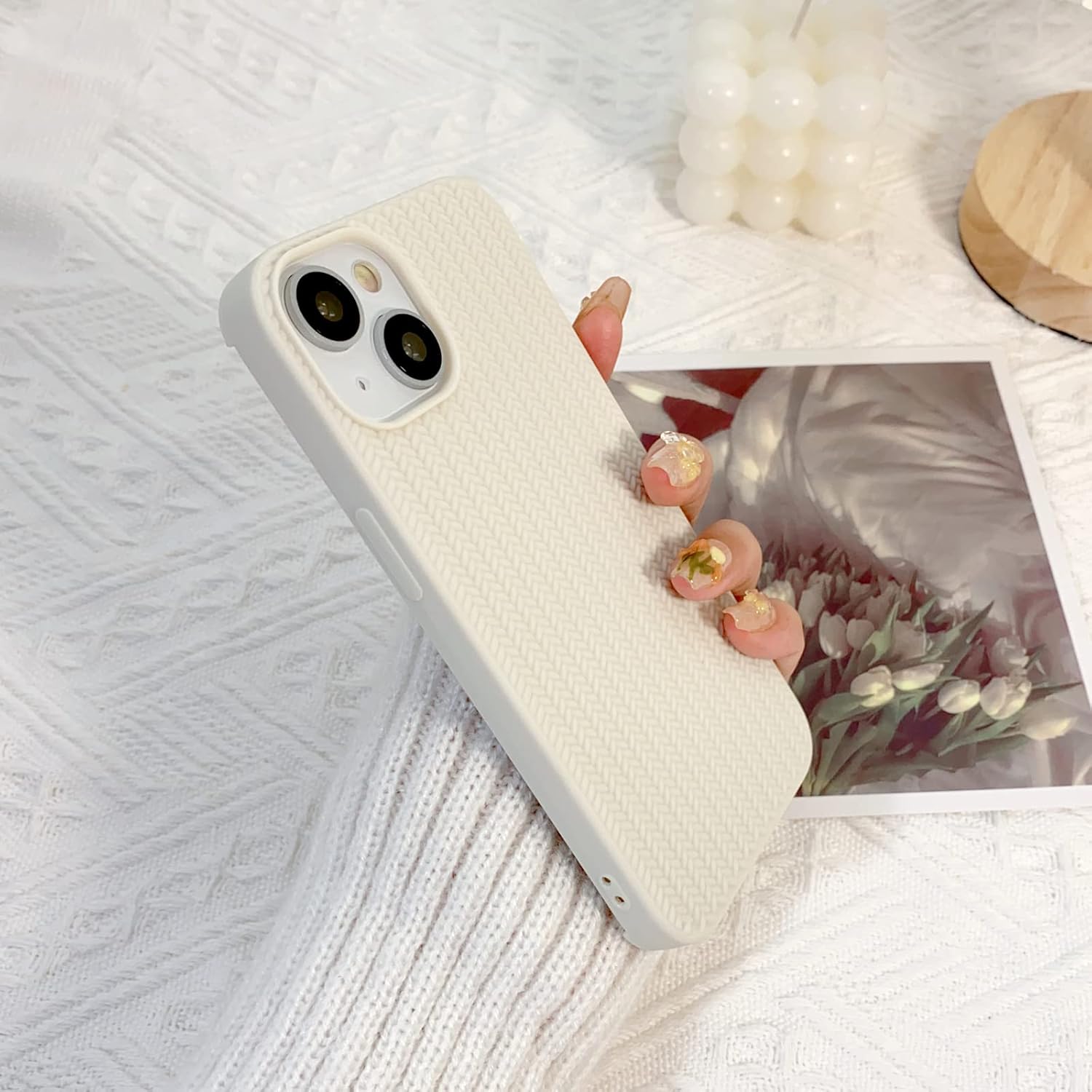 NITITOP Funda compatible con iPhone 13iPhone 14, diseño de trenza con patrón de trenza, color sólido, silicona suave, a prueba de golpes, para