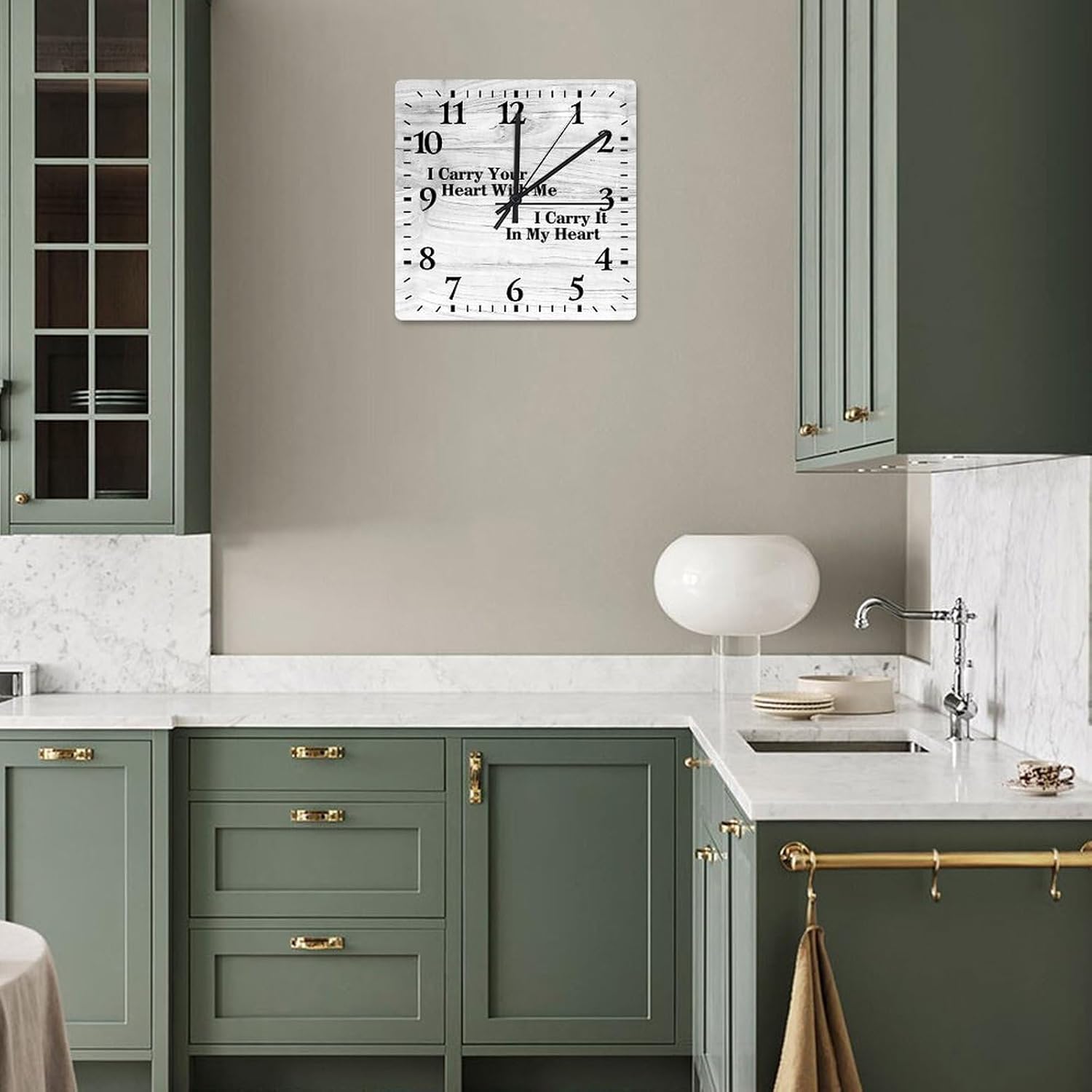 Reloj de pared cuadrado con texto en inglés I Carry Your Heart with Me I Carry It in My Heart, reloj de pared grande con citas, funciona con pilas,