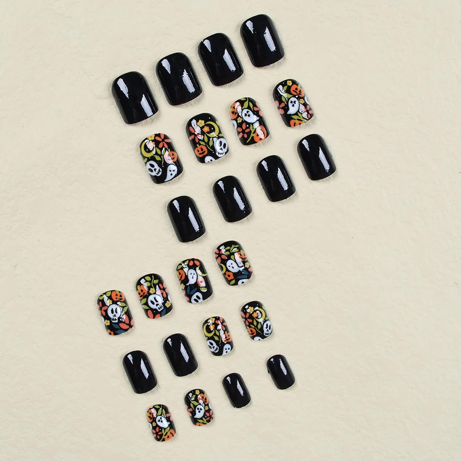 Uñas negras de Halloween, uñas cuadradas a presión, uñas postizas cortas de cobertura completa con diseños de calavera fantasma, uñas acrílicas,