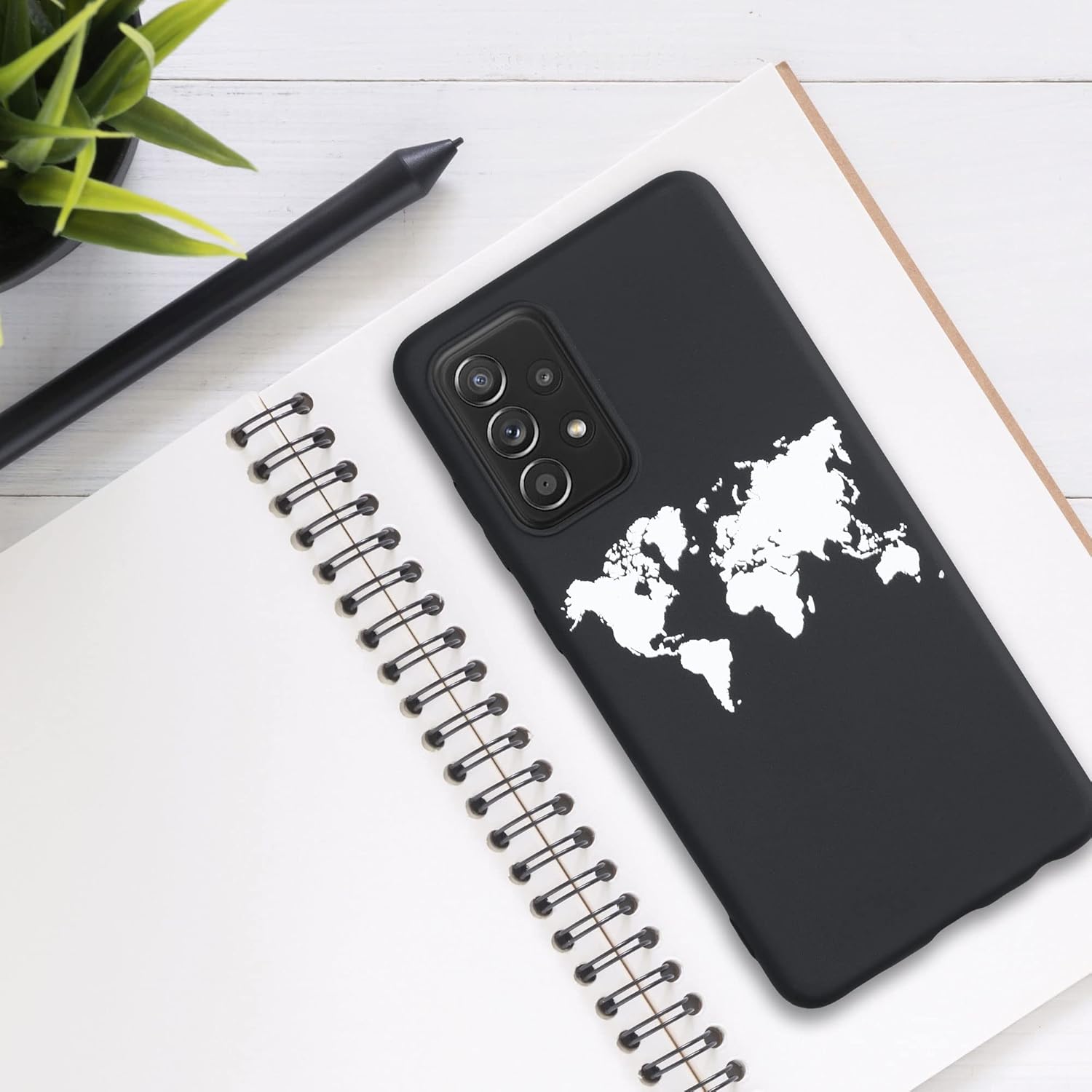 kwmobile Funda de silicona TPU compatible con Samsung Galaxy A52  A52 5G  A52s 5G – Funda suave – contorno de viaje blanconegro