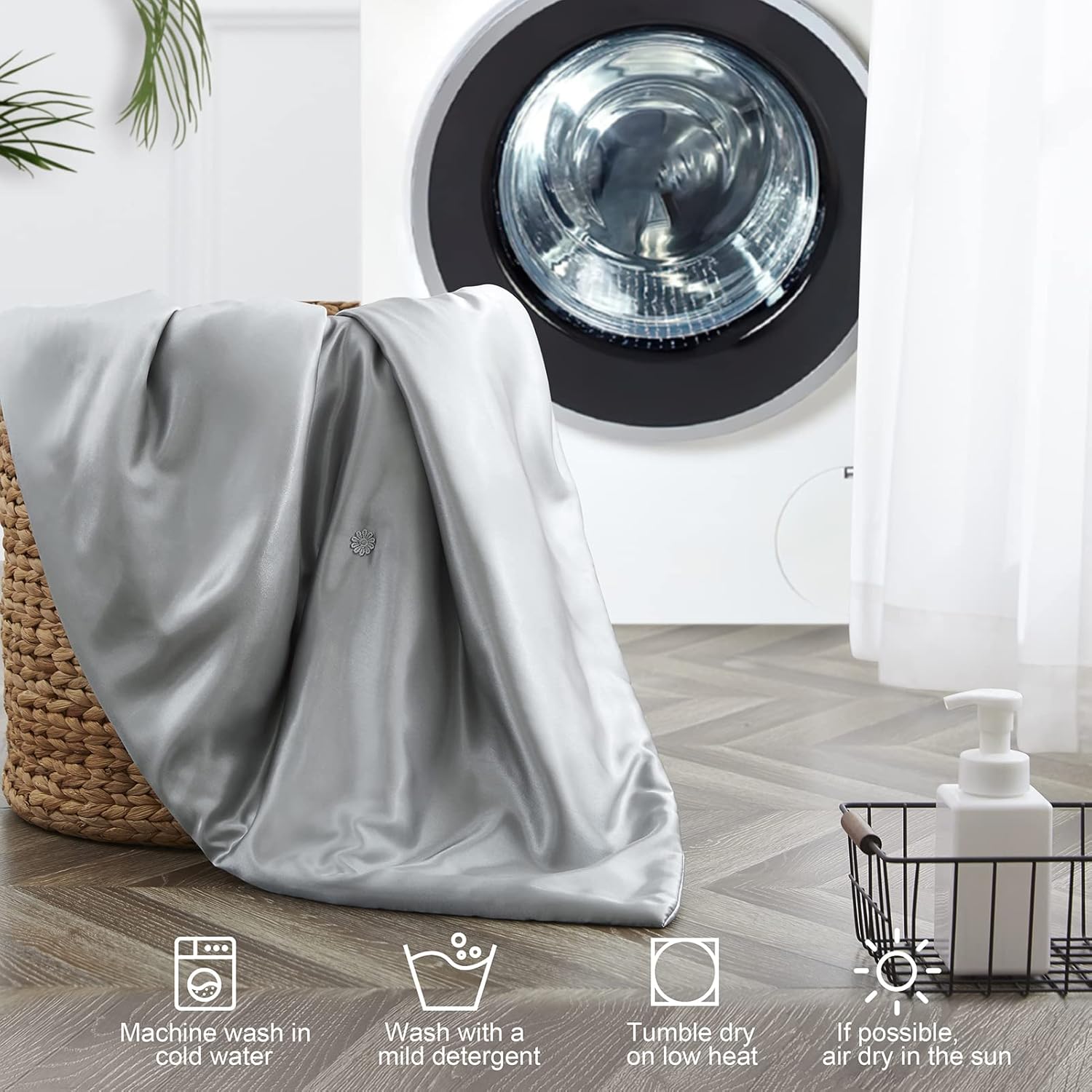 Manta de seda  Manta de satén plegable de enfriamiento gris claro para sofá, cama, campamento, al aire libre, viajes, coche  Manta súper suave y