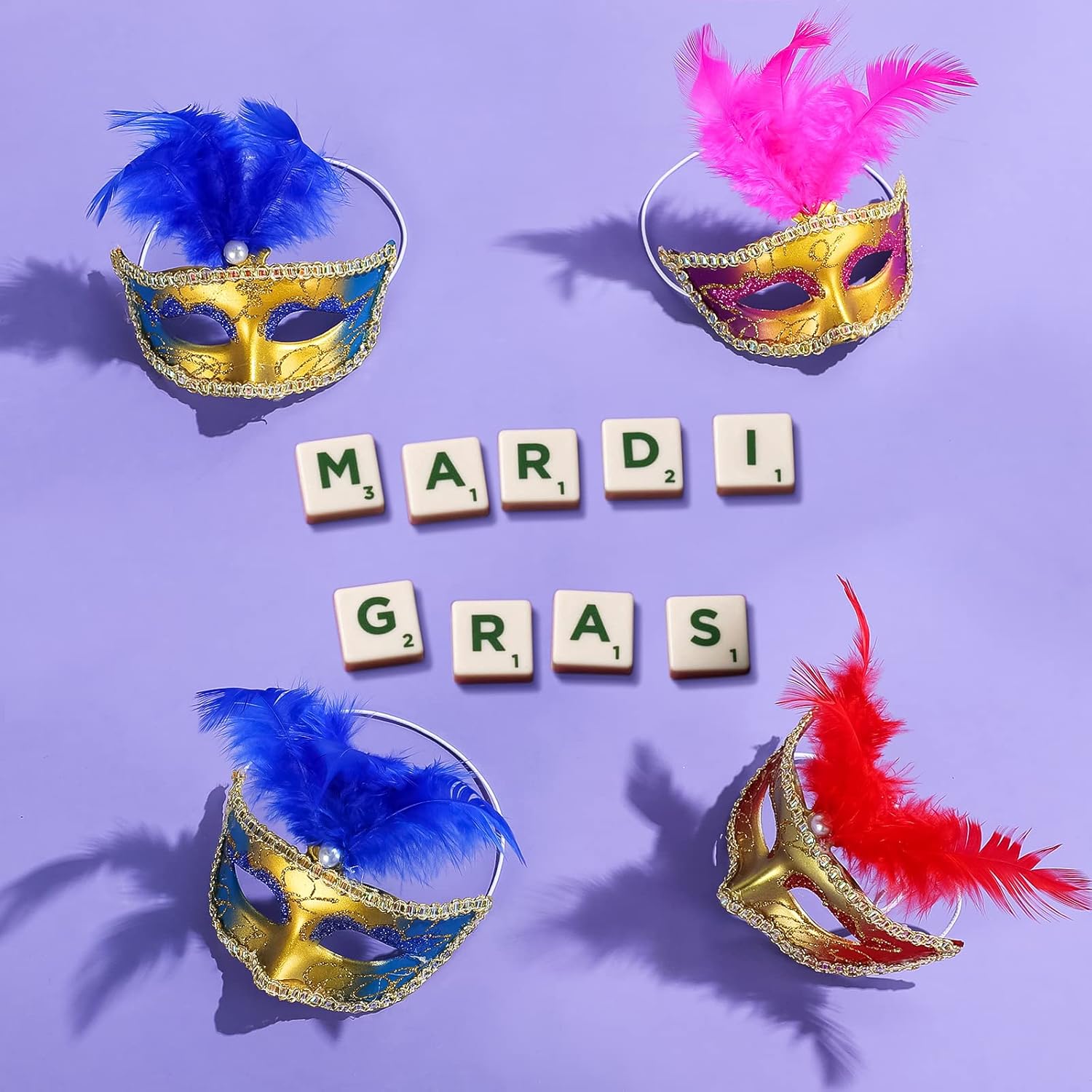 30 piezas de mini máscaras de máscaras, mini máscaras con plumas para decoración de pasteles, Mardi Gras, para cupcakes, máscaras en miniatura para