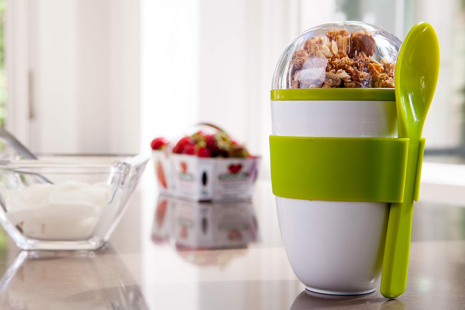 Joie Yogurt Parfait – Cereal – Avena sobre la marcha reutilizable y portátil taza con cuchara
