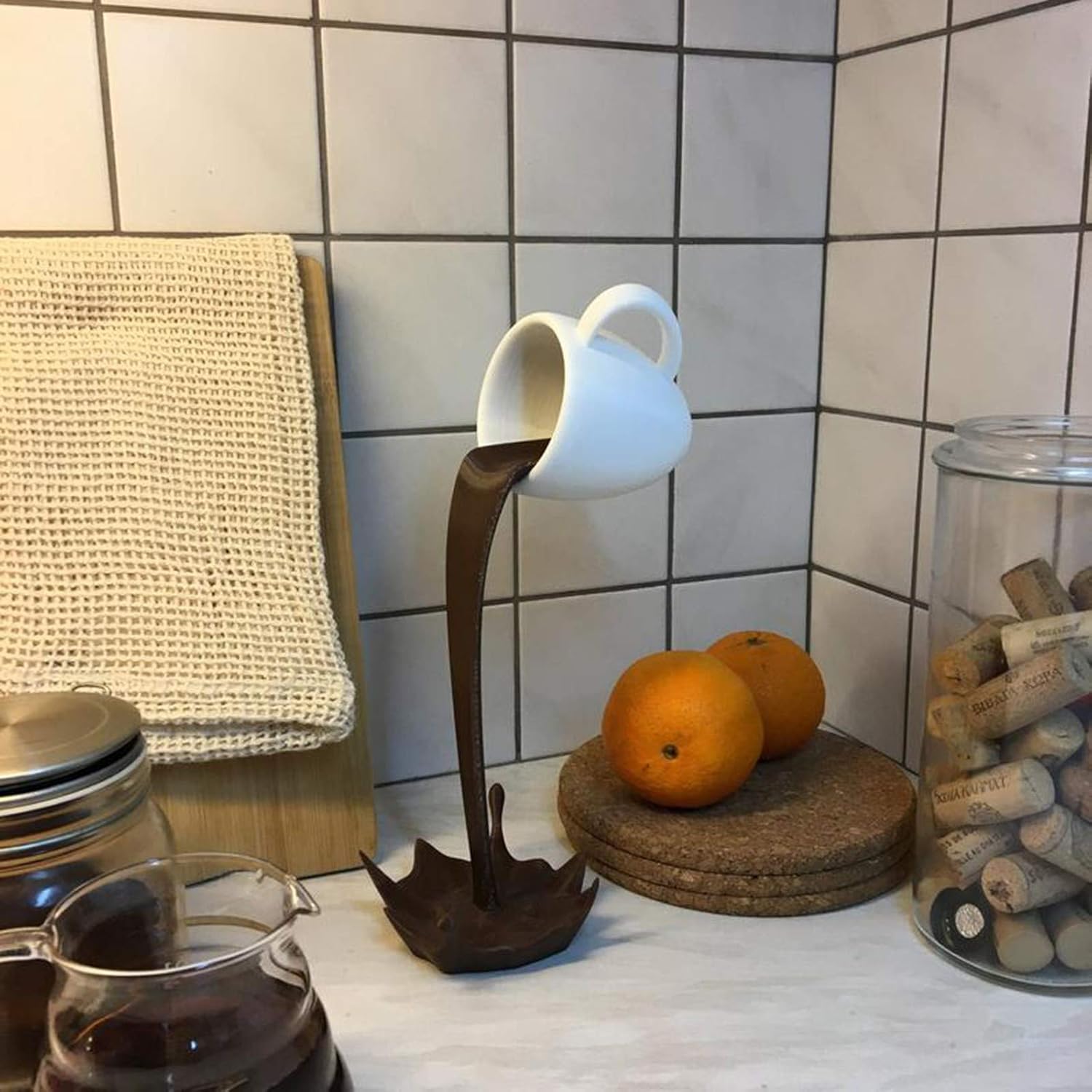 Mini taza de café flotante, decoración de escultura, accesorios de decoración de cocina de cafetería, tazas de café mágicas para café, tazas de café