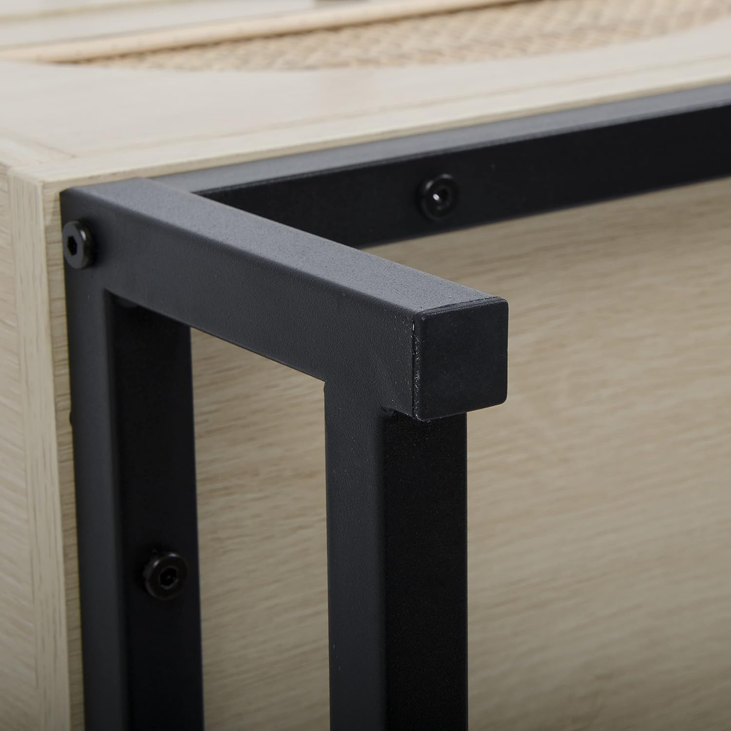 Angel Sar Armario alto de ratán con 4 cajones, cómoda de ratán de madera para dormitorio, mesa de sofá con base de metal para sala de estar, entrada
