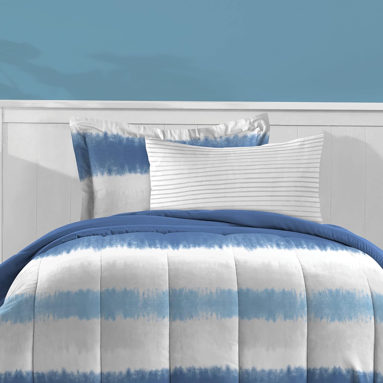 dream FACTORY Juego completo de ropa de cama infantil de 7 piezas fácil de lavar de microfibra súper suave, tamaño matrimonial, rayas azules de