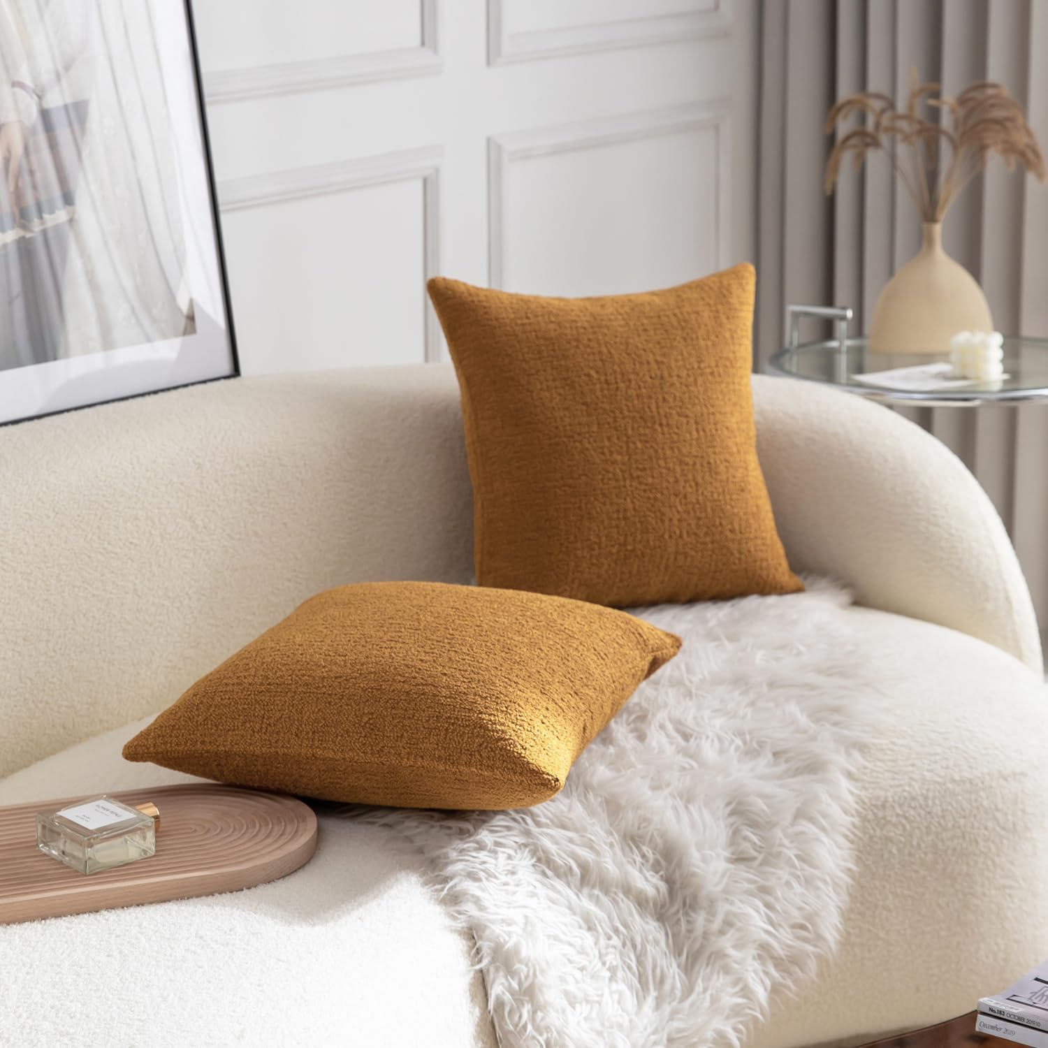 Rythome Fundas de almohada Ochre cómodas con textura similar a un peluche para cama y sofá, 20 x 20 pulgadas, paquete de 2