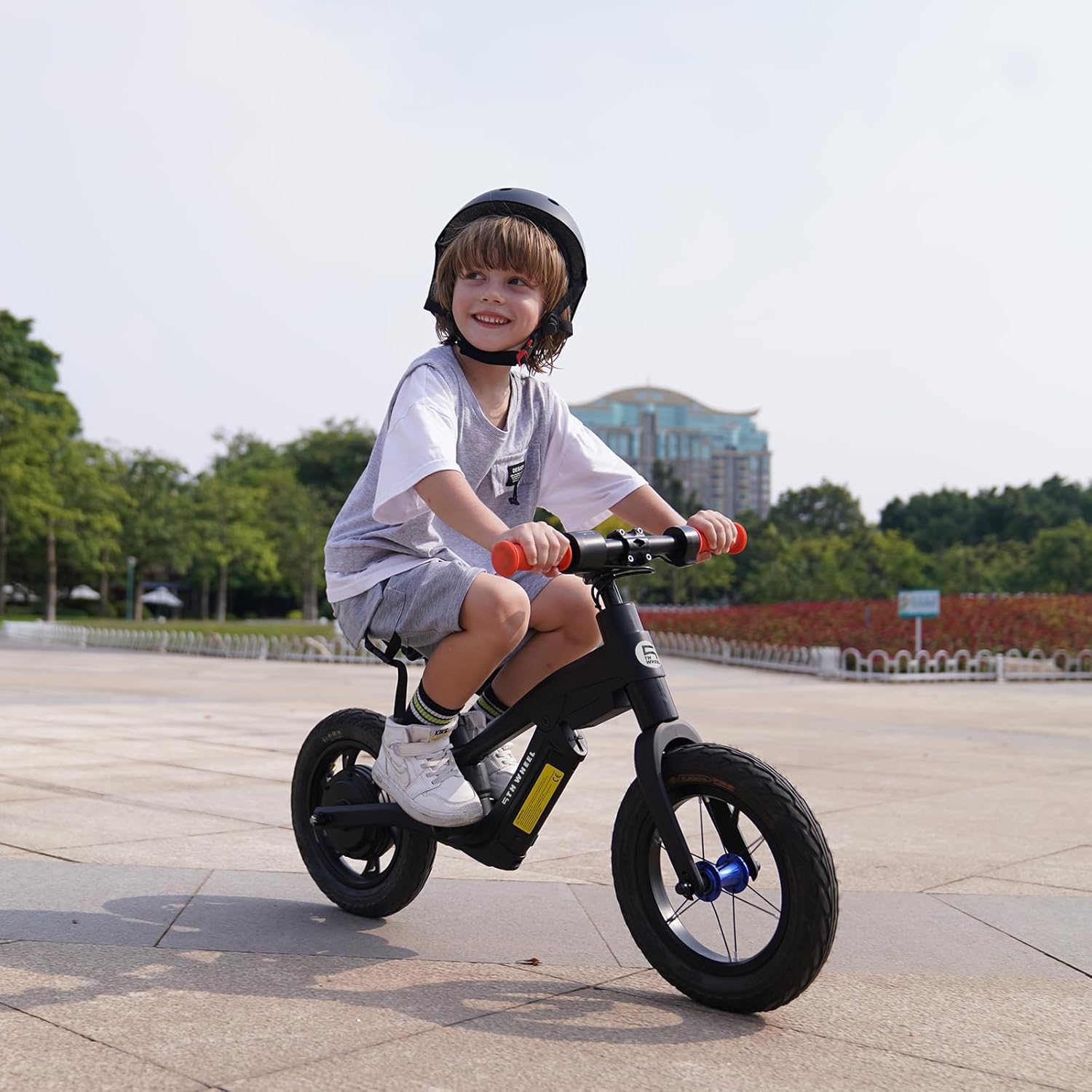 5TH WHEEL K8 Bicicleta eléctrica para niños, bicicleta de equilibrio eléctrica de 250 W de 3 a 5 años de edad, motocicleta eléctrica para niños con