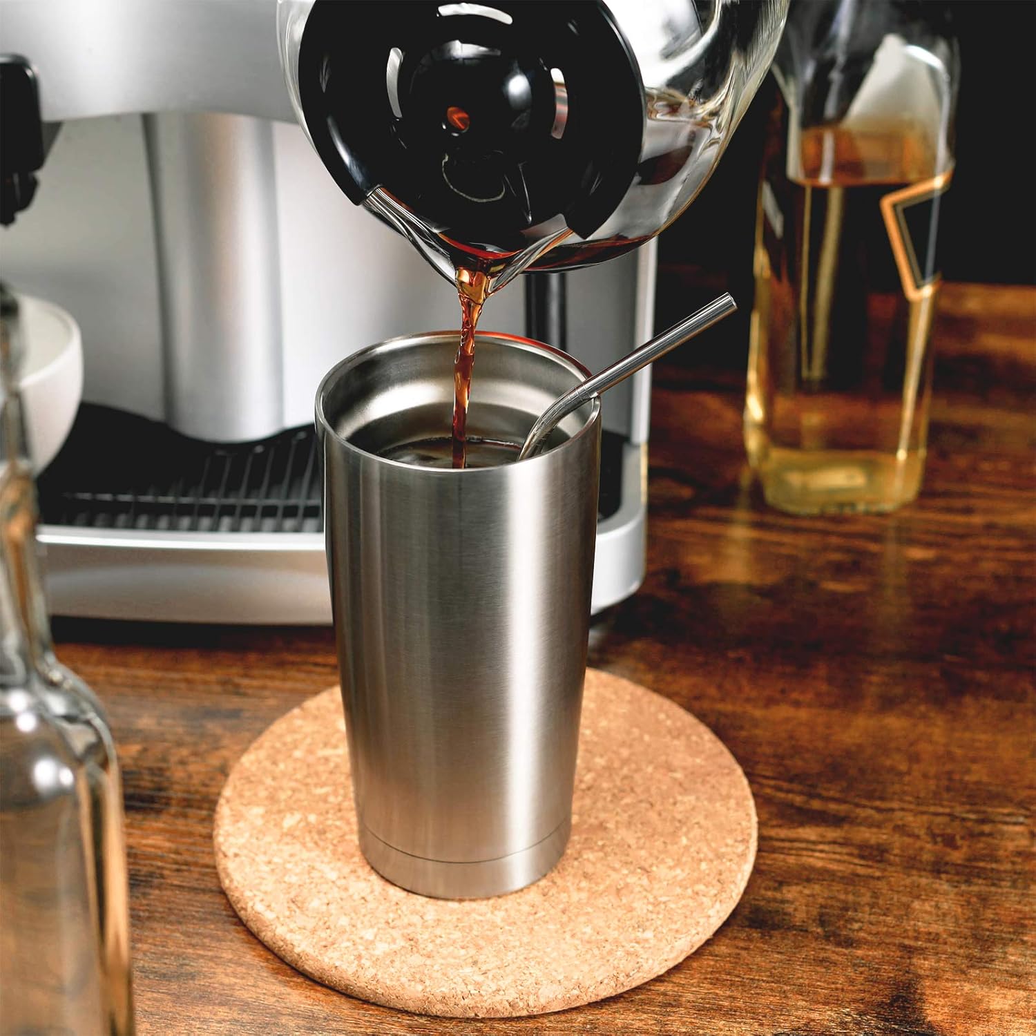 COMOOO Vaso de 20 onzas con popote de acero inoxidable aislado para café, taza de café de viaje de doble pared con tapa deslizante a prueba de