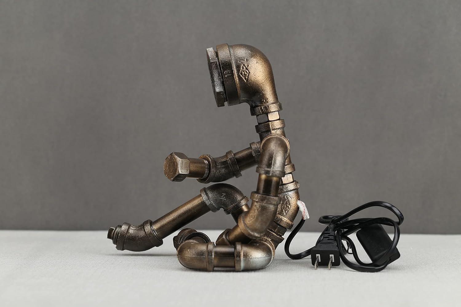WUBIANJIE Lámpara retro de tubo de agua, lámpara de robot industrial, bronce, estilo steampunk, personalidad, creativa, atmósfera, decoración, linda