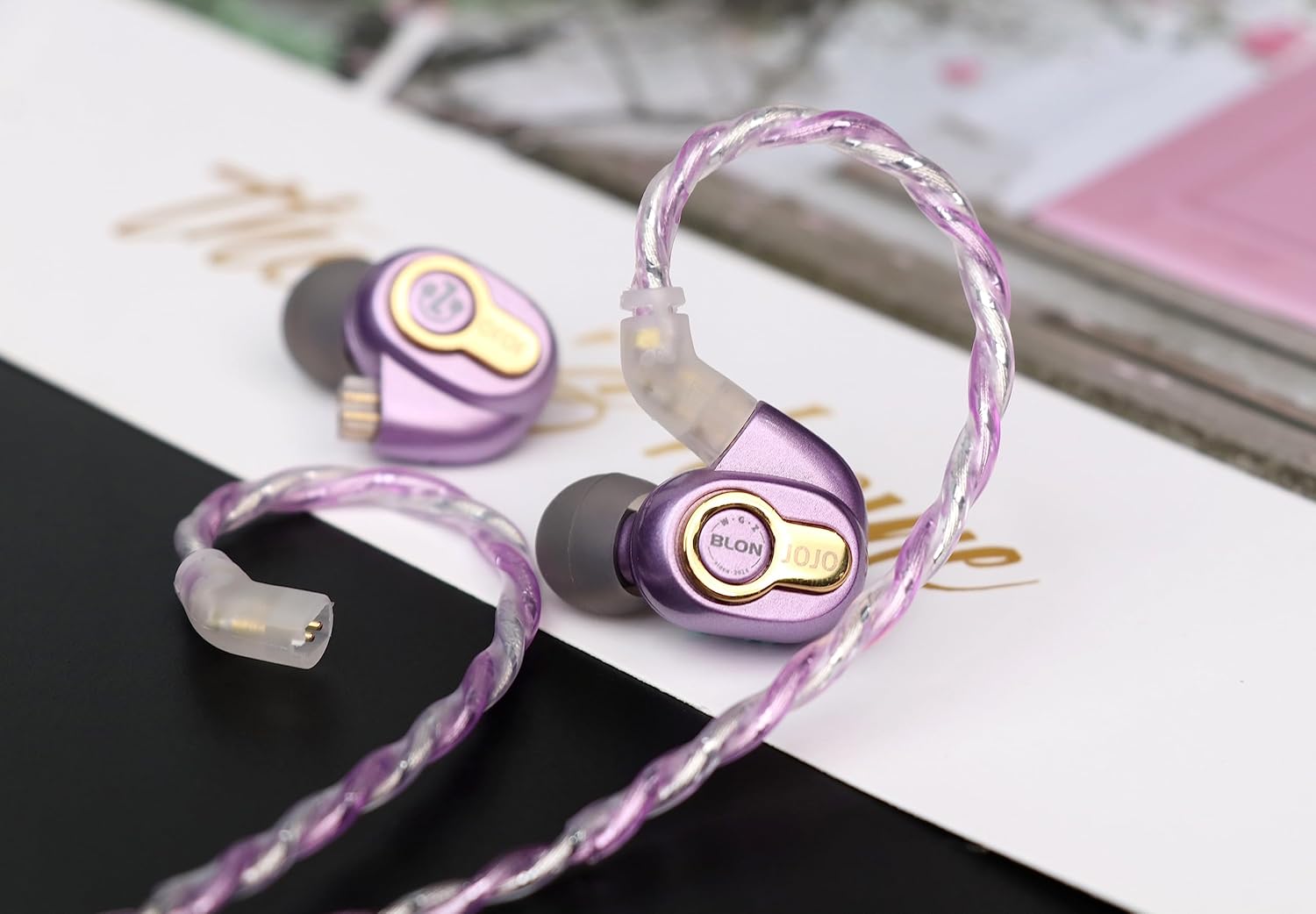 Linsoul BLON x Z Reseñas JoJo – Auriculares dinámicos de 0.394 in para controlador en el oído, HiFi IEM con cable de aluminio OFC chapado en plata