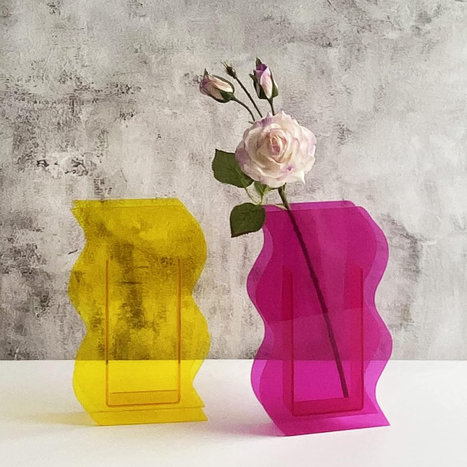 Jarrón moderno de acrílico geométrico, florero especial con forma de onda, decoración única de escritorio, contenedor floral para decoración del