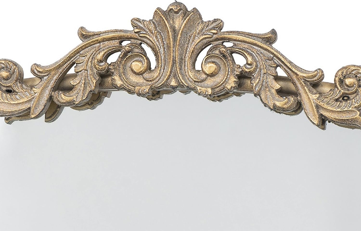 Benjara Kea – Espejo de pared de 66 pulgadas, marco de metal curvado dorado, diseño barroco adornado
