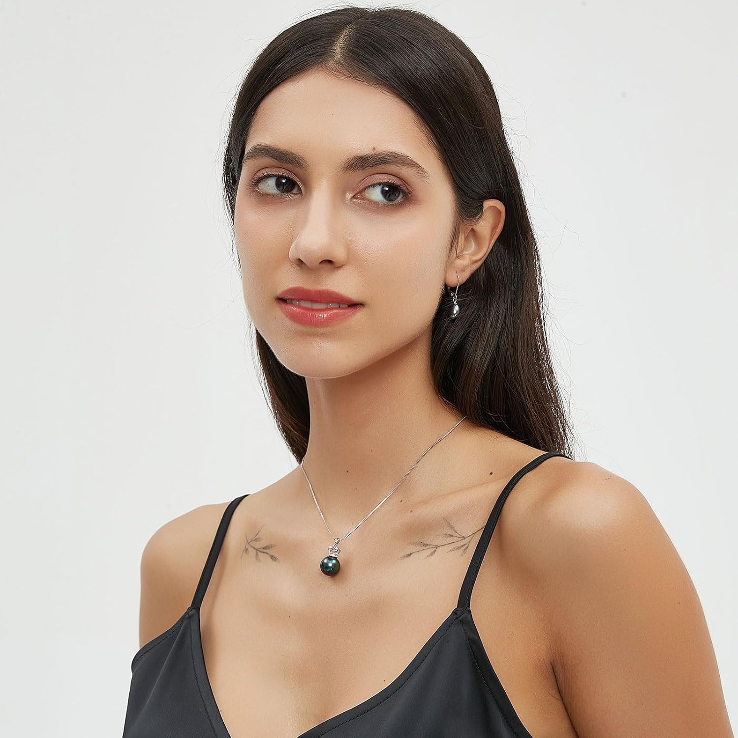YAMI 12-13MM Black Pearl Pendant Necklace for Women, Handpicked Genuine Tahitian Saltwater Cultured Round Pearls, 18+2 Inch Adjustable Sterling