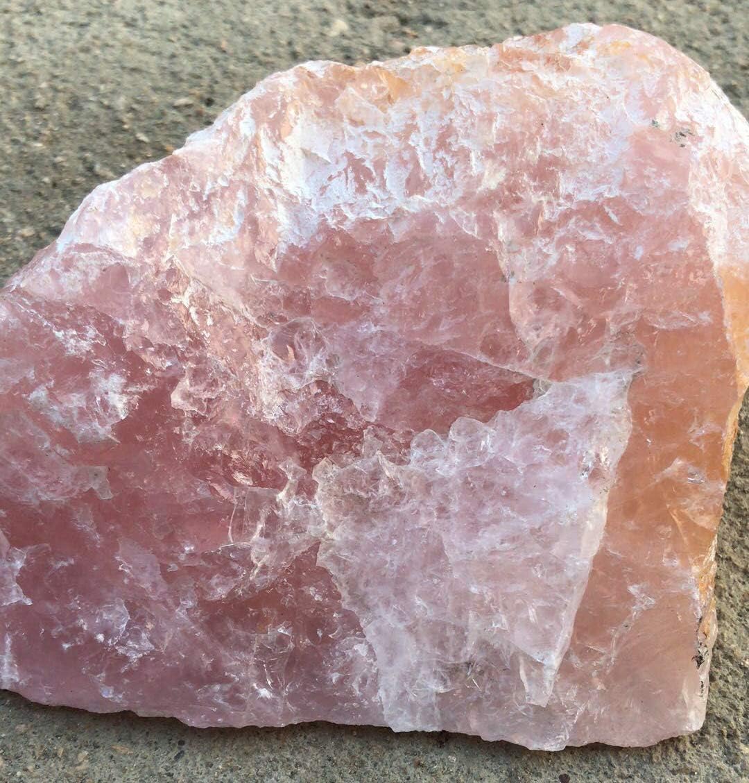 Varitas de cristal curativo  Puntos de cristal de cuarzo rosa de 2 pulgadas, 6 facetas de terapia de meditación de chakras Reiki, 4 unidades, Cristal