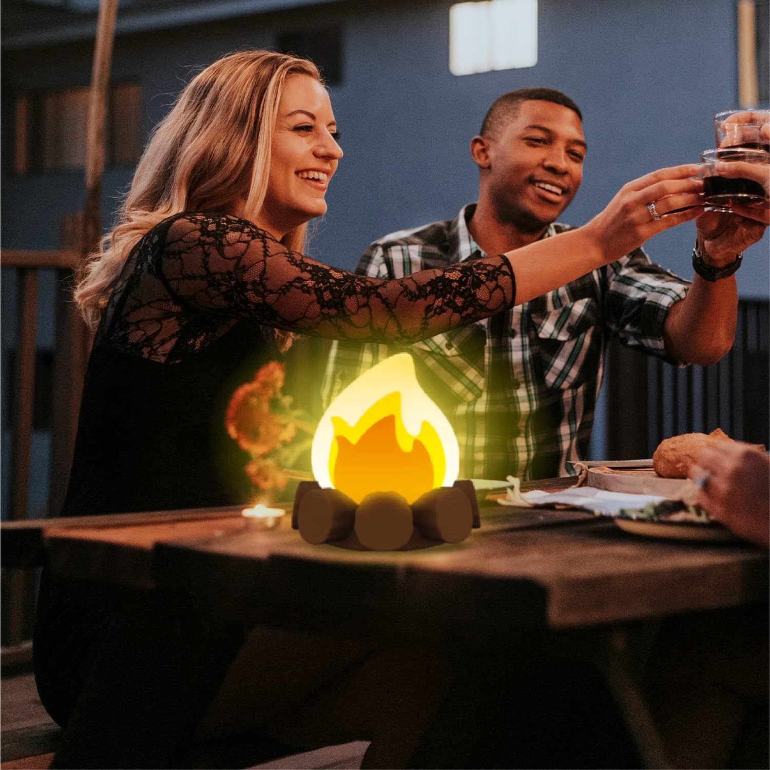 Luz nocturna falsa para tienda de campaña, paquete de 2 luces nocturnas de llama alimentada por batería para hombres y mujeres, decoraciones de