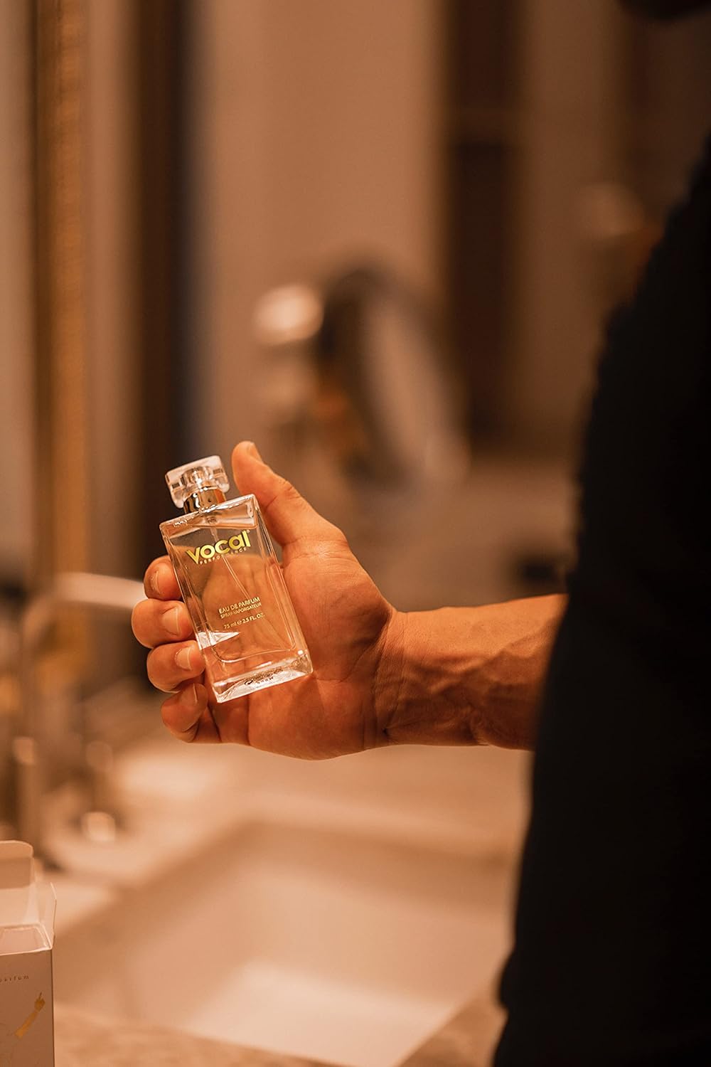 M003 Eau de Parfum para hombre, un aroma energizante y magnético, 2.5 onzas líquidas. Perfume vegano, sin parabenos ni ftalatos, nunca probado en