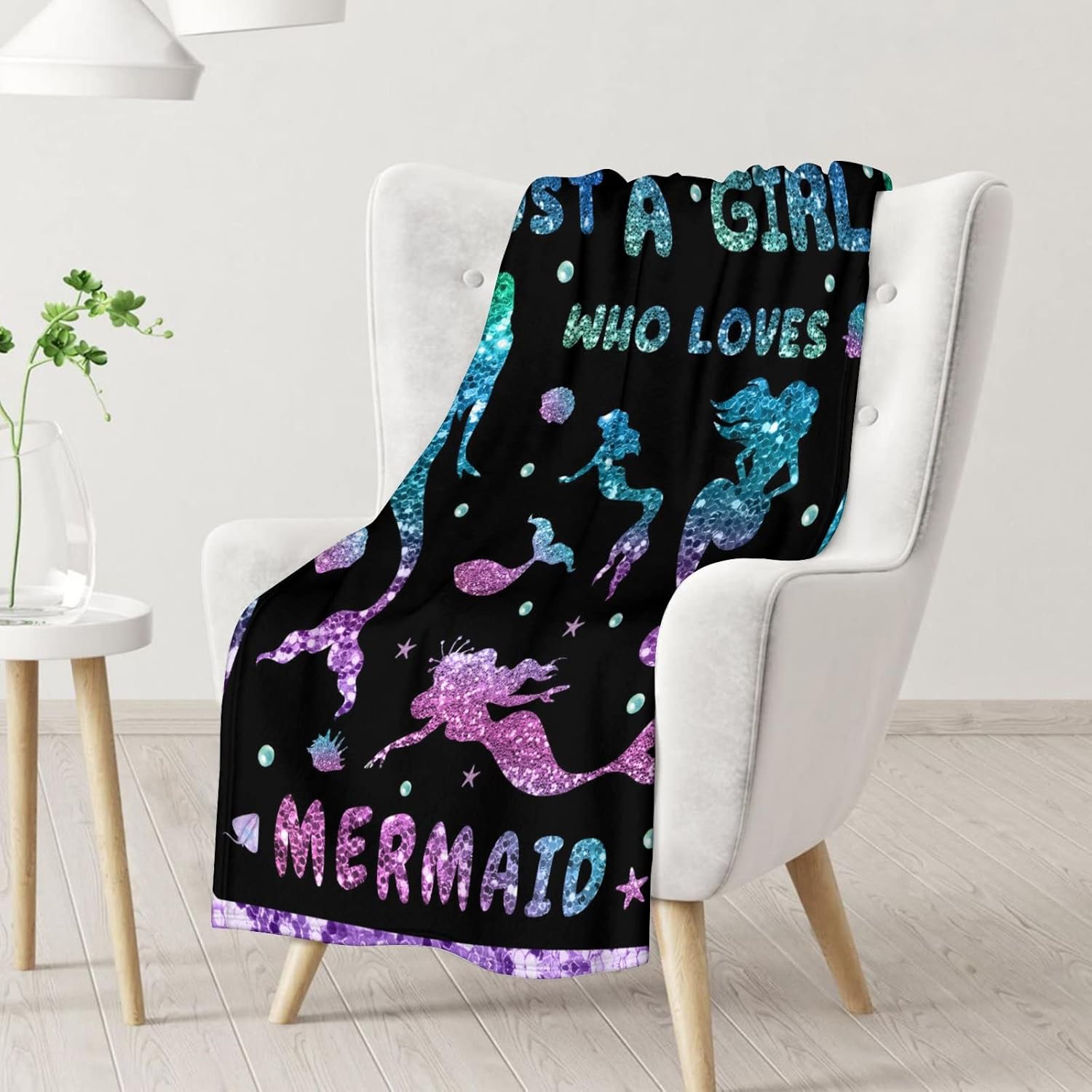 Manta de sirena para regalo, 30 x 40 pulgadas, manta de sirena con texto en inglés “Just A Girl Who Loves”, acogedora manta de felpa ligera para