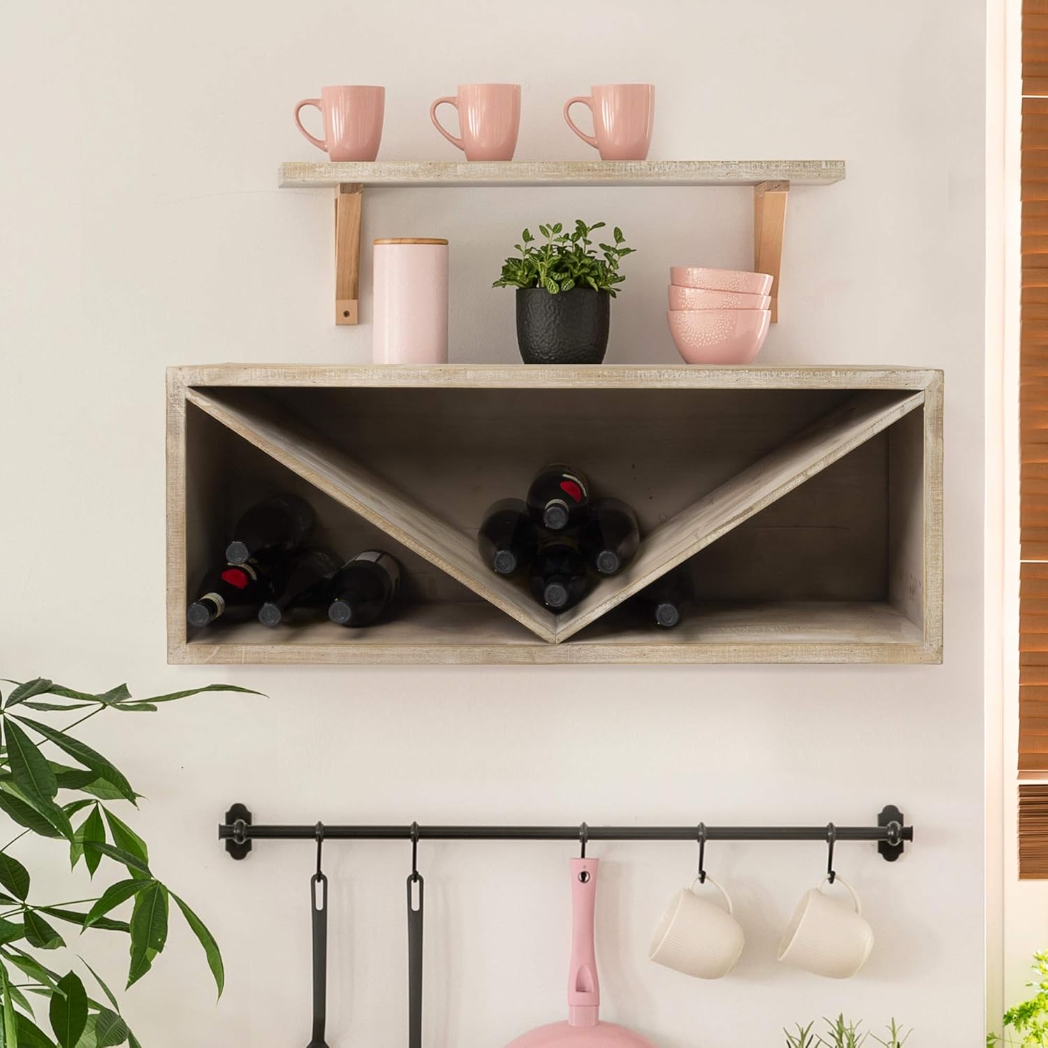 American Art Decor Estante de vino montado en la pared y organizador de almacenamiento de botellas de licor, soporte de madera para botellas de