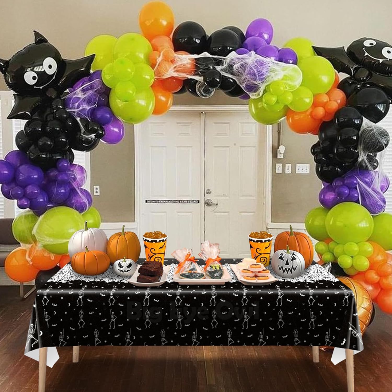 2 manteles desechables de Halloween con diseño de calavera y esqueleto, de plástico, color negro, rectangular, de vinilo, para decoración de fiestas