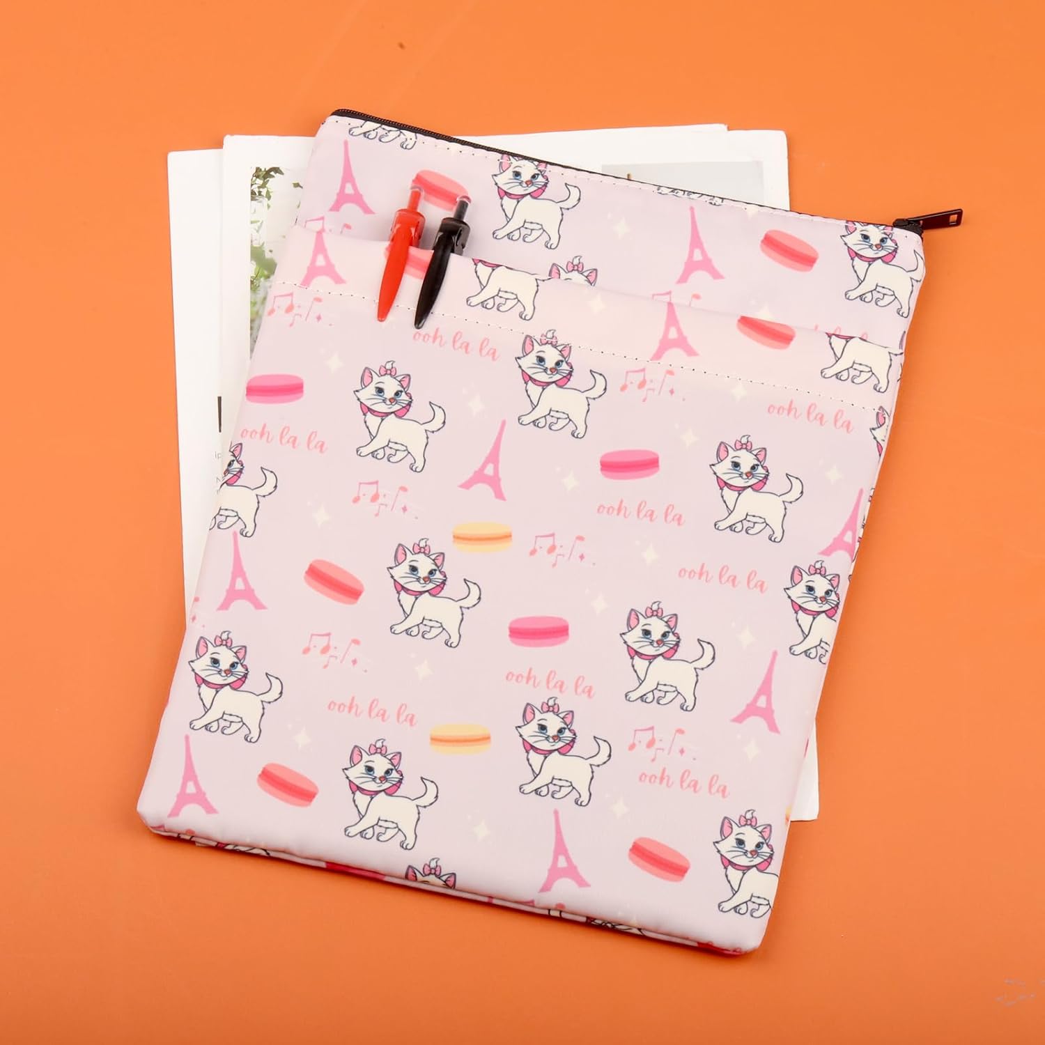 MAOFAED Mercancía de película de dibujos animados con cremallera para gatos, protector de libro, regalo para fanáticos del cine y novia (Marie ooh
