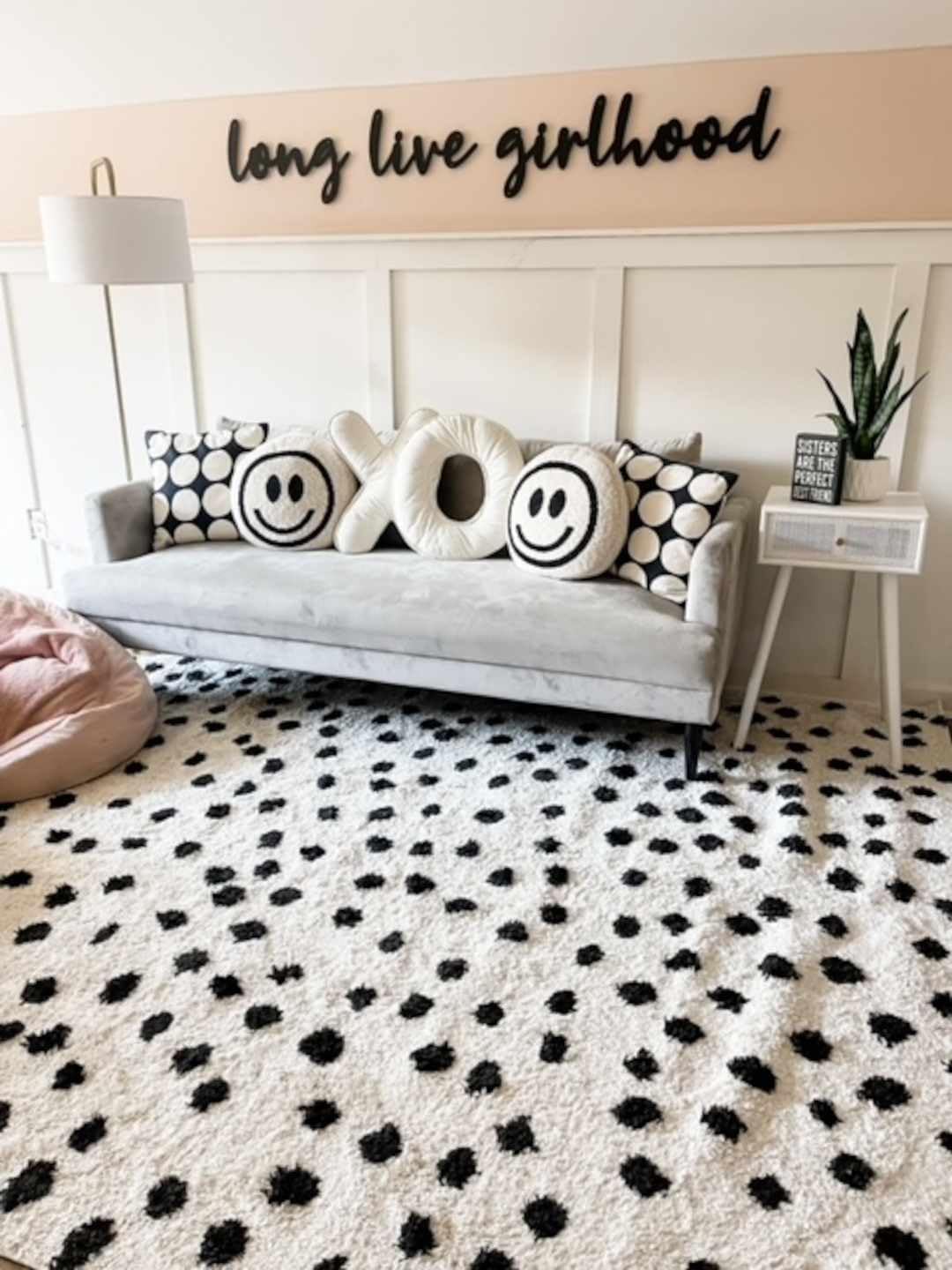 Hauteloom Tilos – Alfombra dálmata para sala de estar, dormitorio, cuarto de bebé, alfombra lanuda con patrón de puntos, pelo alto de felpa, negro,