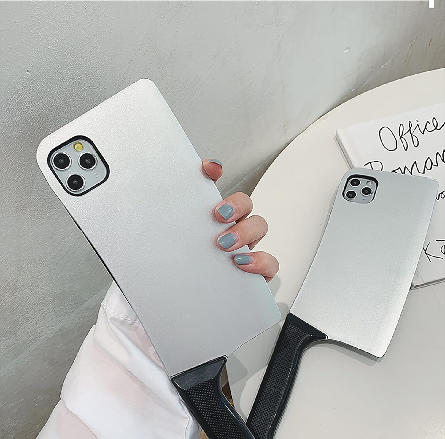 Yesunktt Funda de silicona para iPhone 15 Pro Max con protección anticaída, color blanco