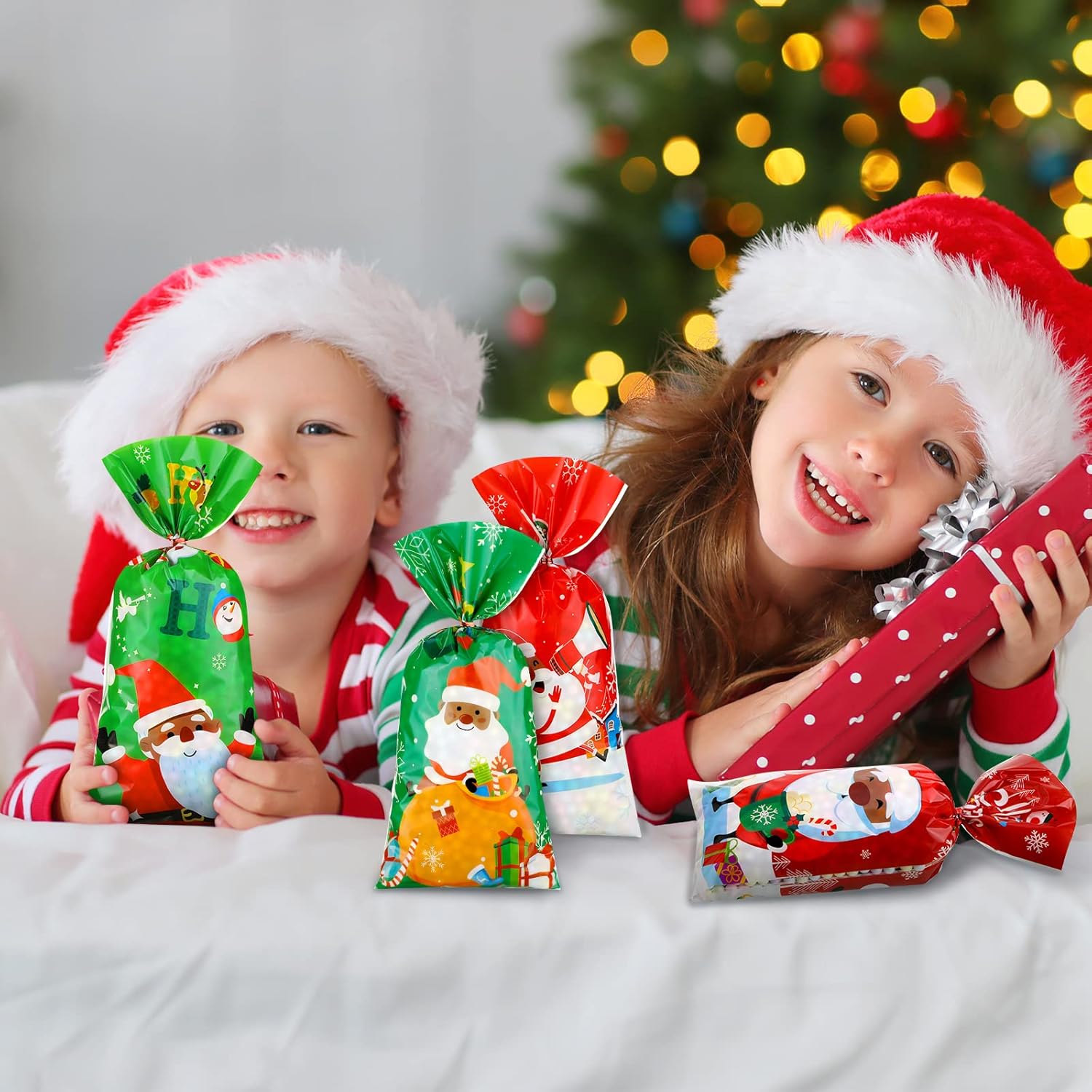 Spiareal 120 bolsas de celofán de Navidad de Papá Noel afroamericano, bolsas de dulces con lazos, suministros de decoración de fiesta de cumpleaños