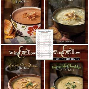 Muestra de sopa de viento y sauce queso a la parrilla, queso cheddar con brócoli, papa al horno y tortilla con queso Muestra de sopa de viento y sauce queso a la parrilla, queso cheddar con brócoli, papa al horno y tortilla con queso