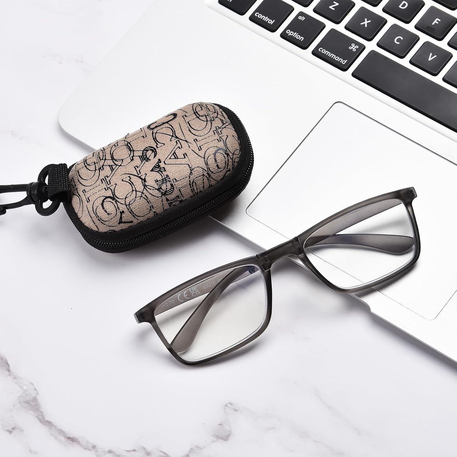 OPTOFENDY Gafas de lectura plegables para mujeres y hombres, pequeños lectores de bisagra de resorte, anteojos de luz azul portátiles con estuche