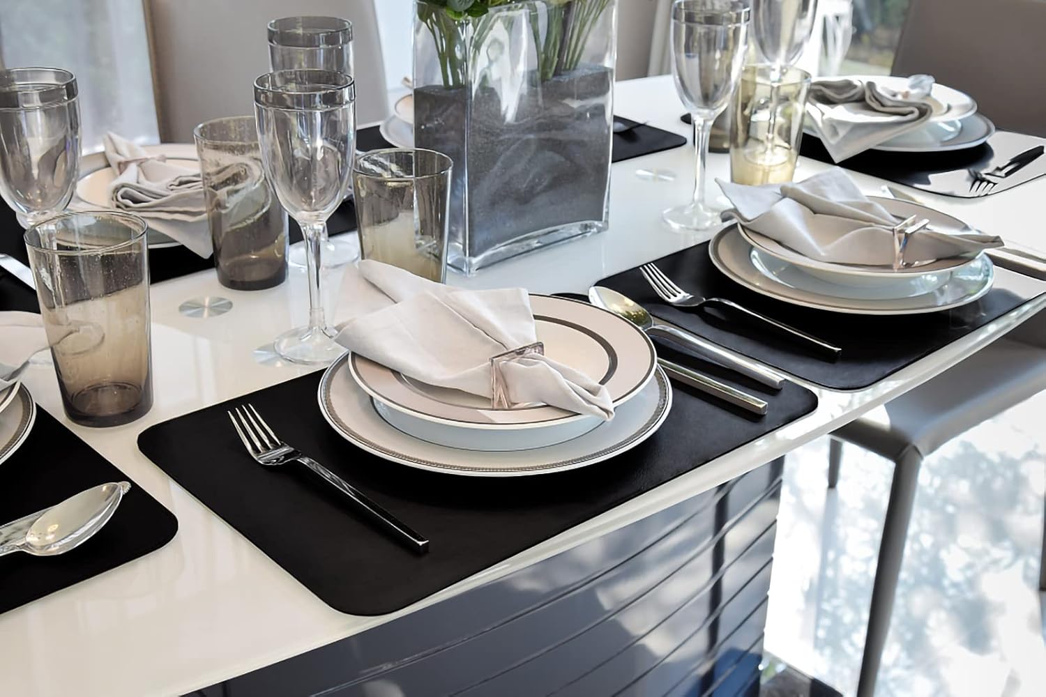 Juego de 6 manteles individuales para mesa de comedor, de cuero negro, impermeables, resistentes al calor, lavables, para interiores y exteriores,