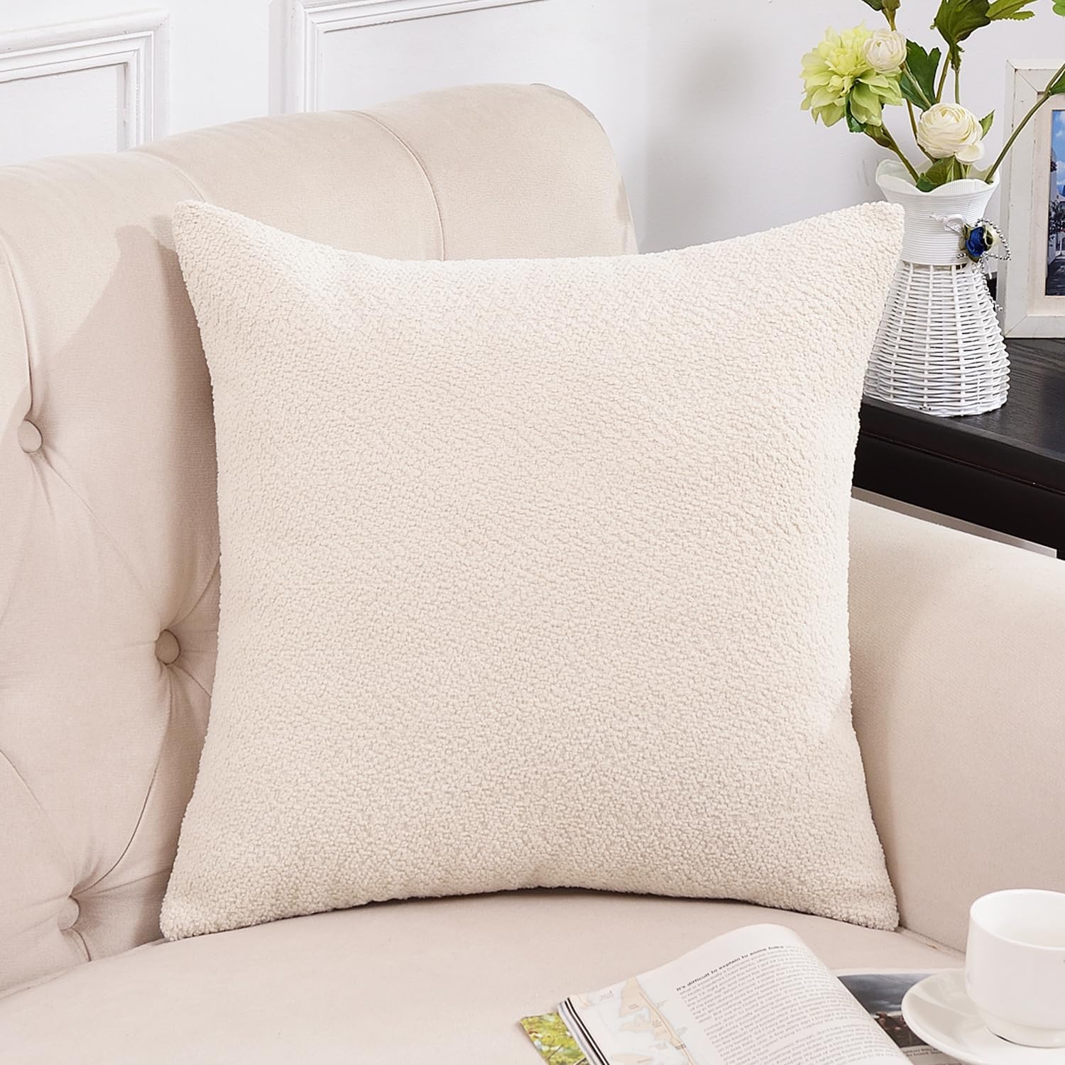 Ivory Colored Cute Boucle Textured Throw Pillow Covers, Cozy Soft Accent Cushion Cases, Modern Zippered Design for Sofa Couch Bed and Living Room –