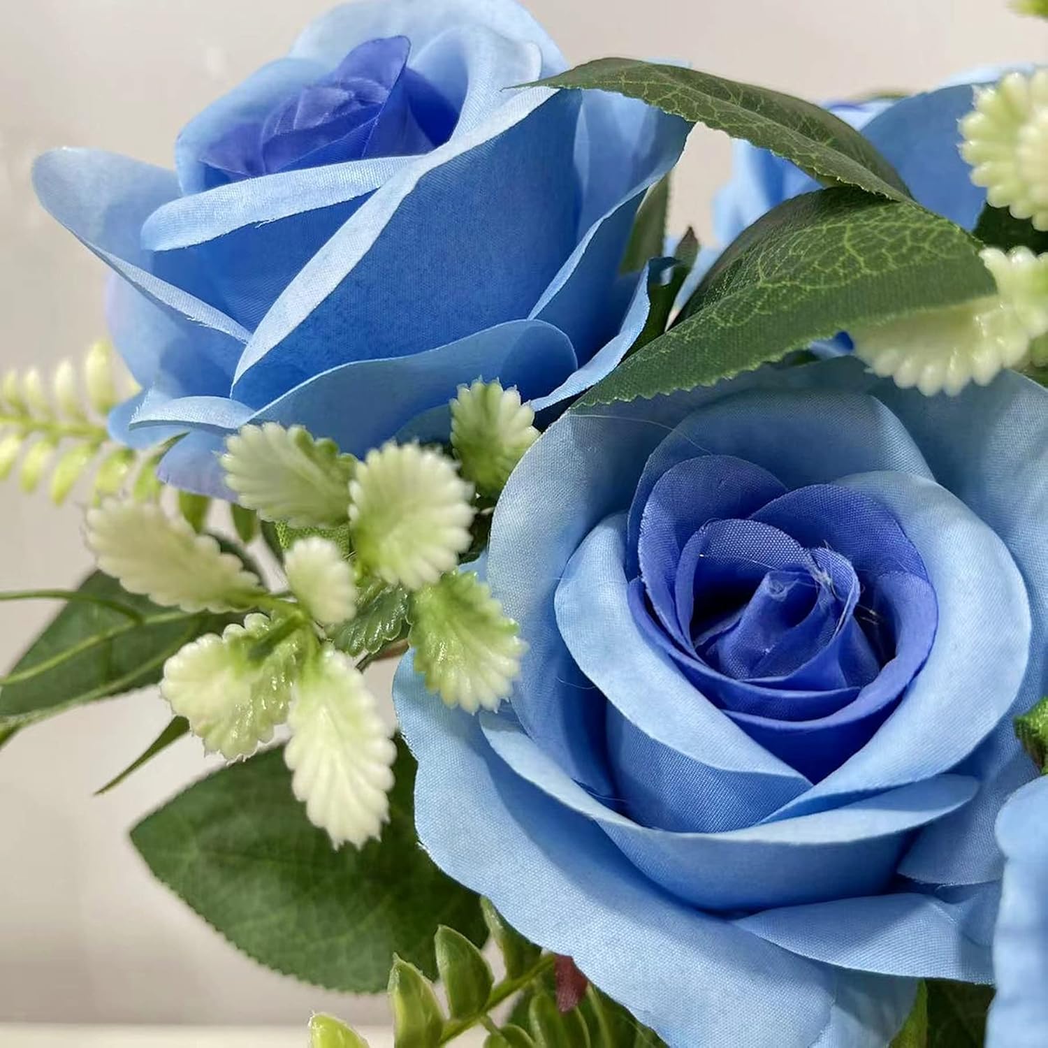 UKELER 2 racimos de rosas artificiales de seda azul con tallos para decoración del hogar, fiesta, festival, decoración de boda