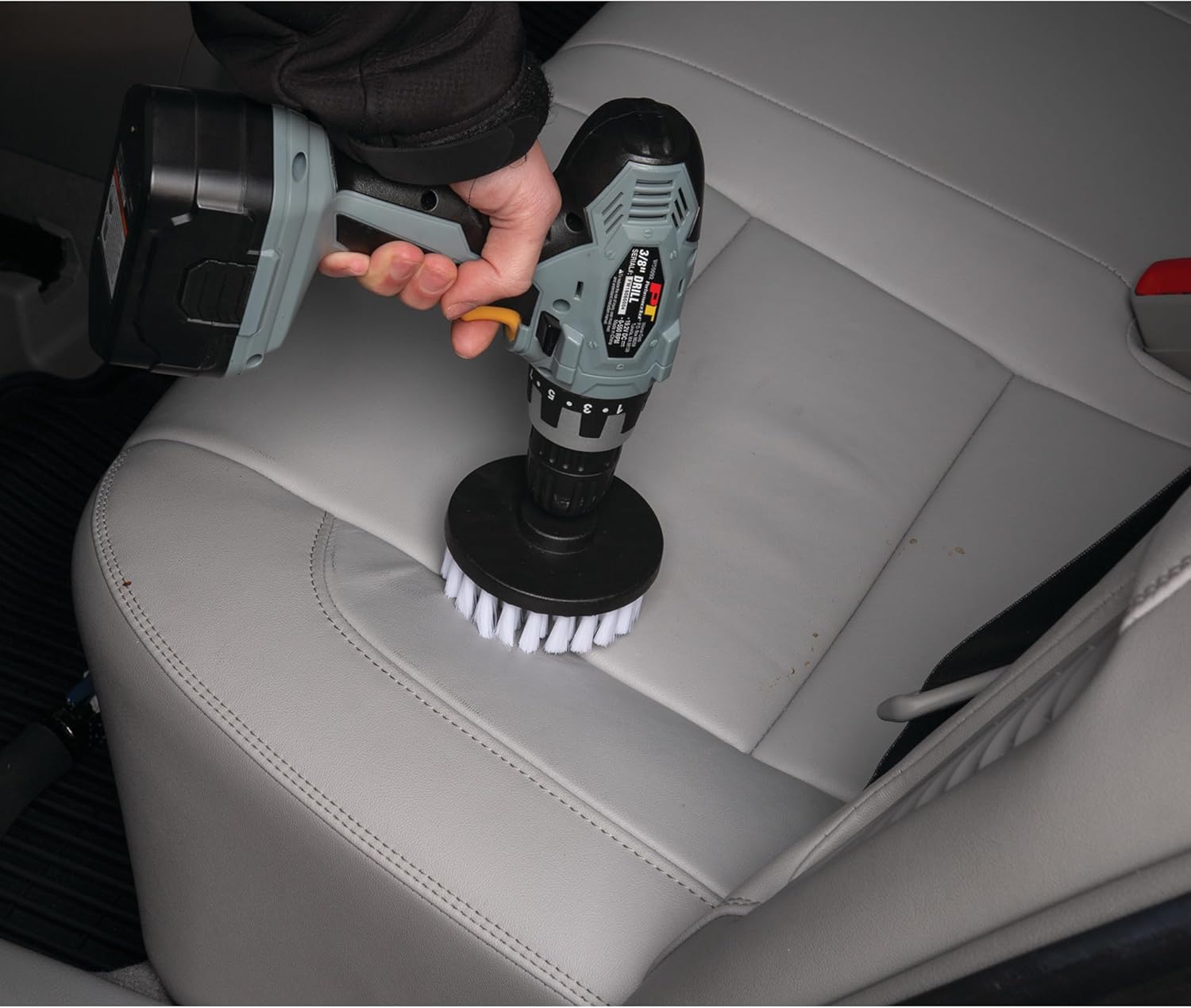 Performance Tool W4992 Ultimate Car Wash Kit (16 piezas) – La solución completa para un auto limpio y brillante