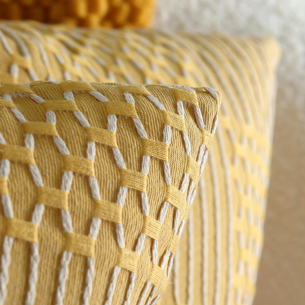 Juego de 2 fundas de almohada bohemias a rayas, suaves, cuadradas, decorativas, para sofá y cama, 16 x 16 pulgadas, color amarillo