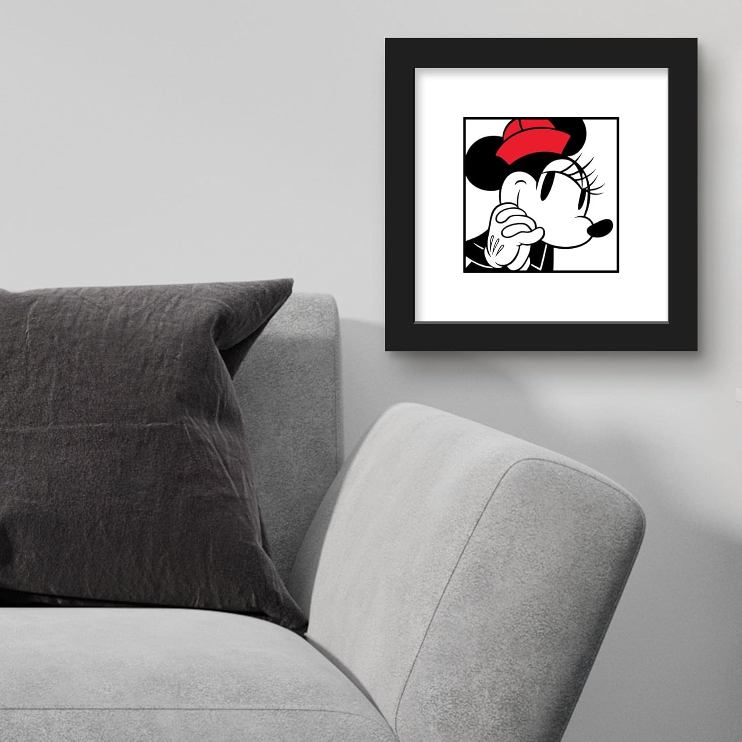 Trends International Gallery Pops Disney Mickey Mouse – Minnie Expressions – Póster de pared demure de 12 x 12 pulgadas, versión enmarcada en negro