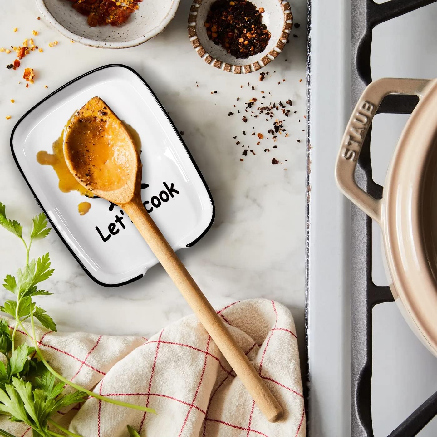 Soporte de cuchara de tenedor con diseño de cerámica con mensaje Let’s Cook, soporte de cuchara funcional para utensilios de cocina adecuado para
