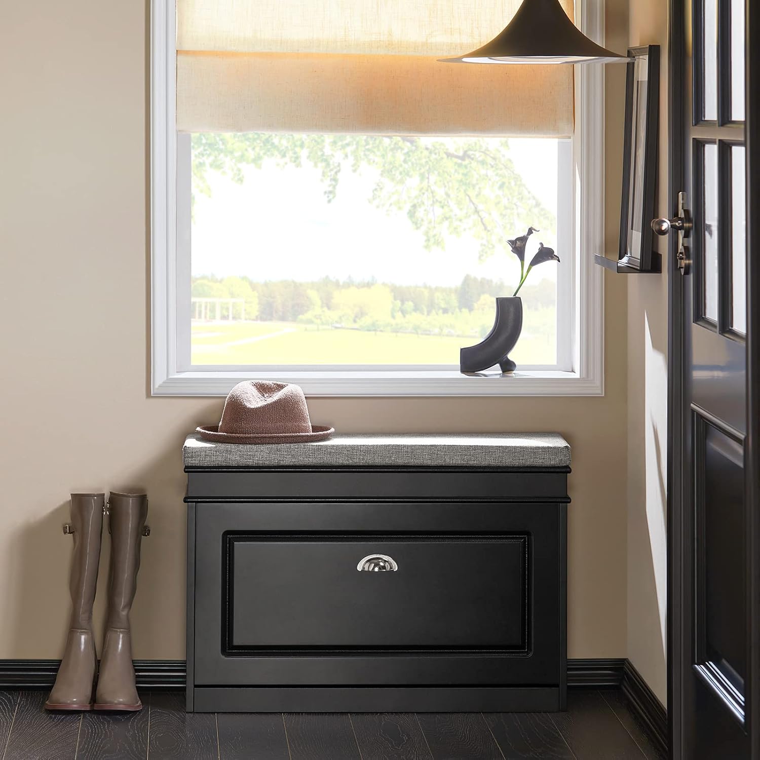 Haotian FSR82-L-SCH, zapatero de pasillo negro con cajón abatible y cojín de asiento